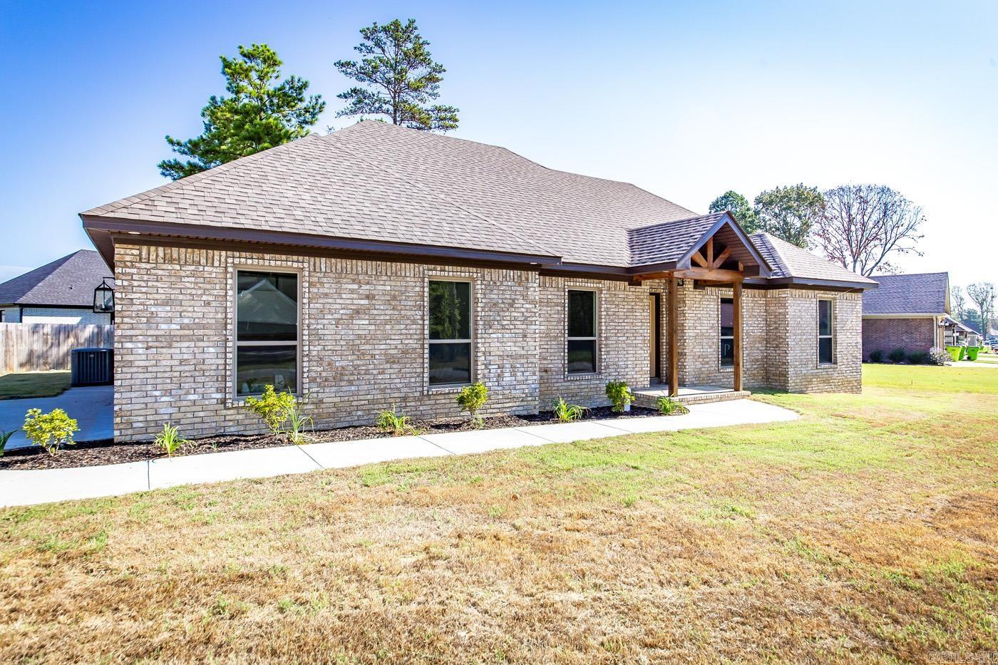 HIDDEN VALLEY ESTATES - Residential