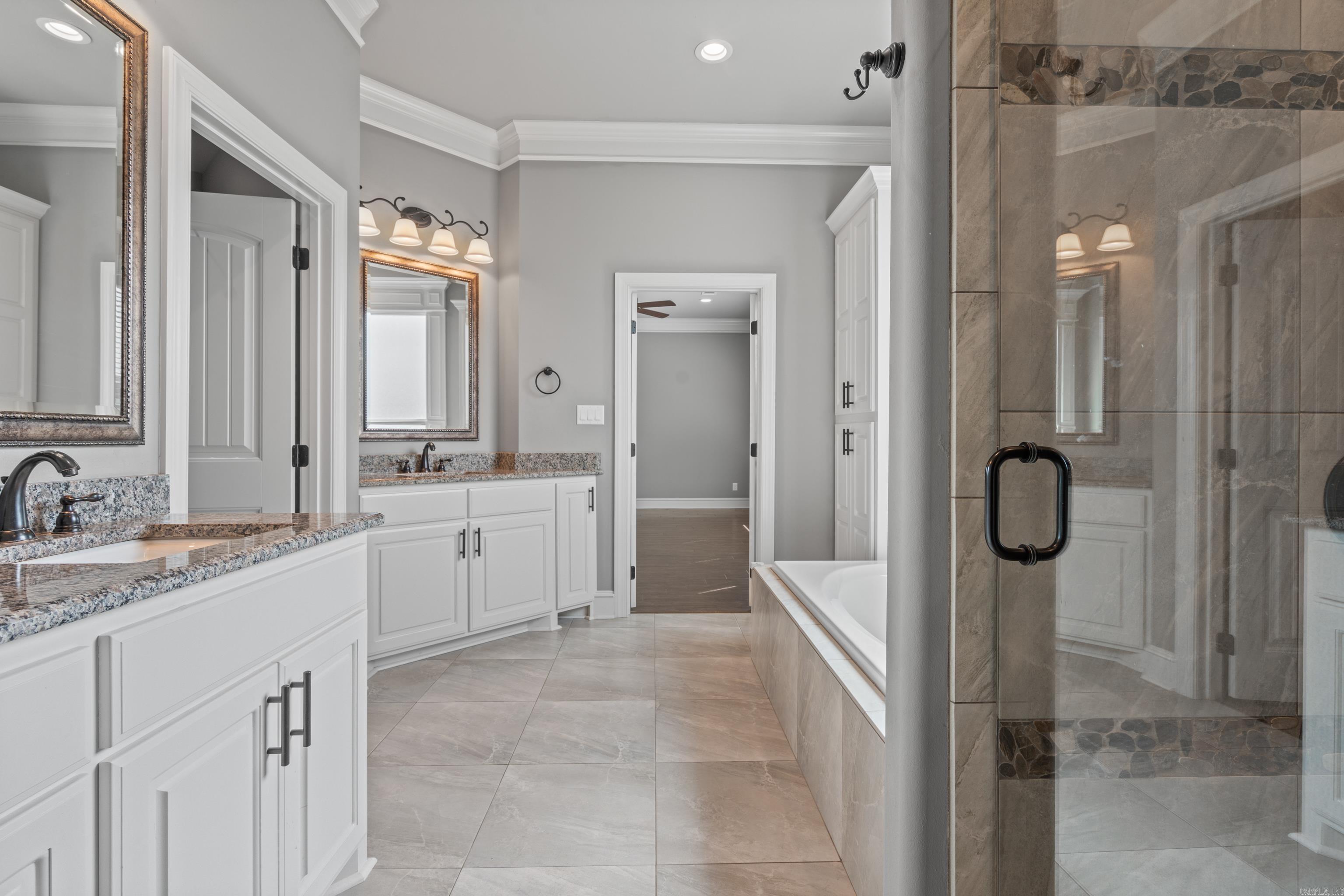 ARLINGTON PARK - Residential