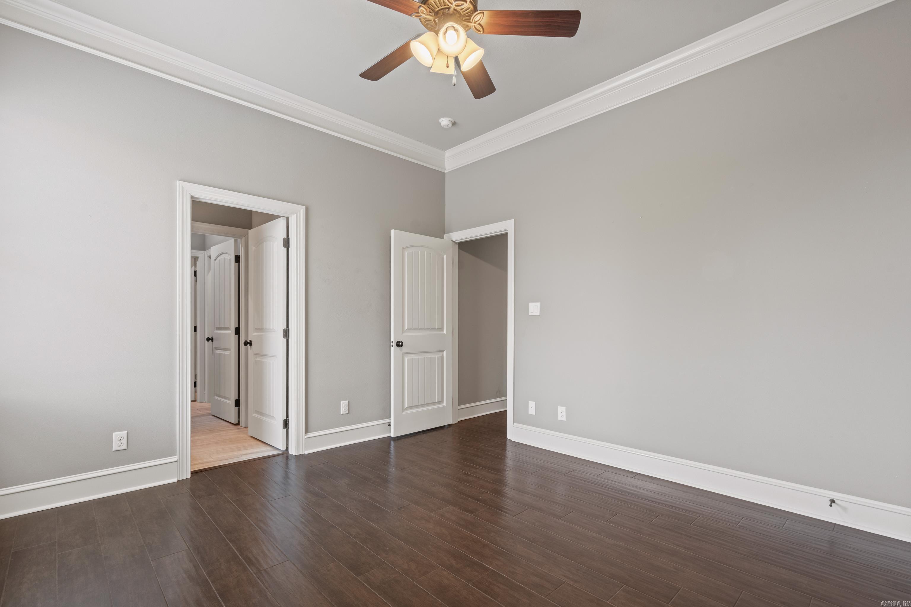 ARLINGTON PARK - Residential