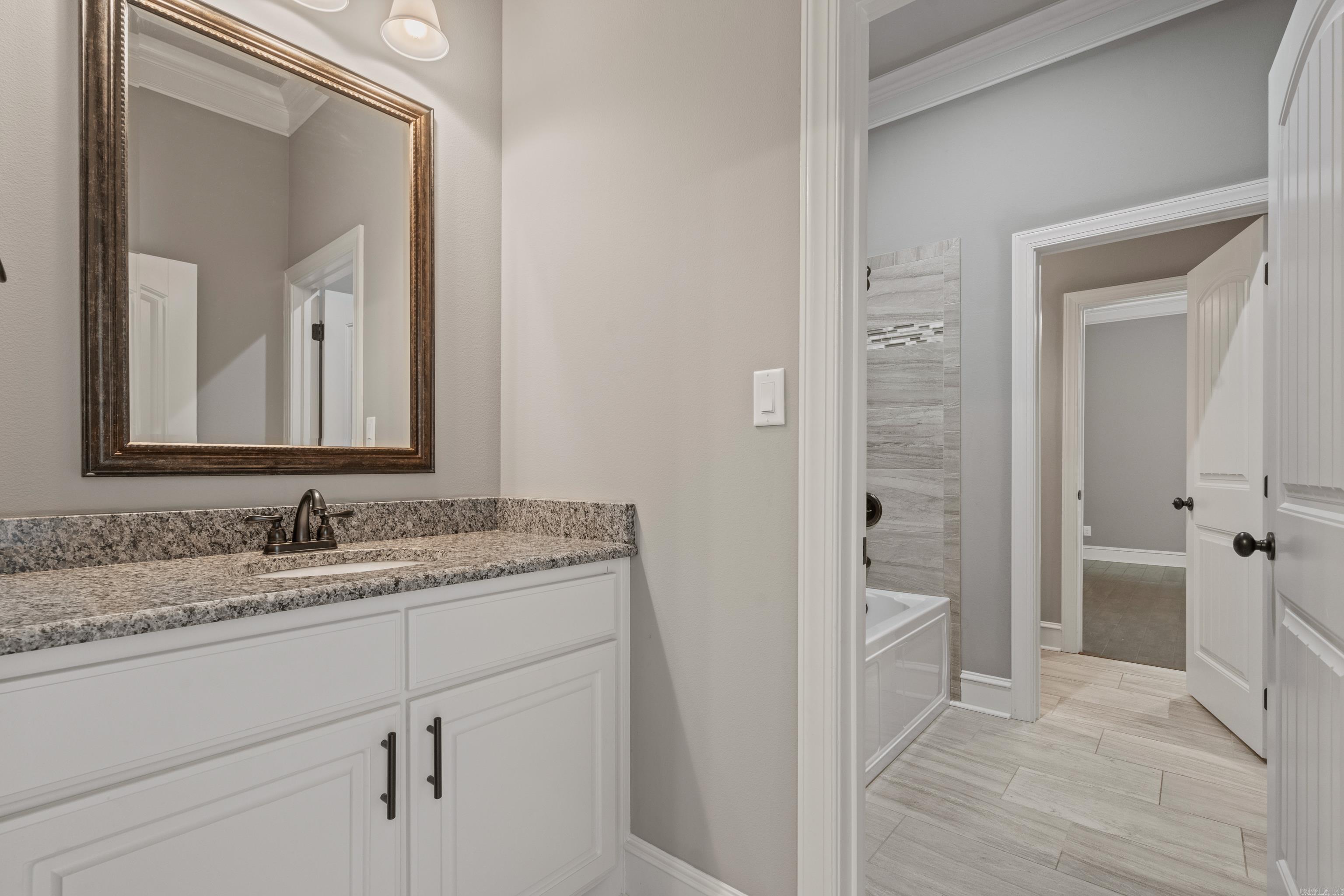 ARLINGTON PARK - Residential
