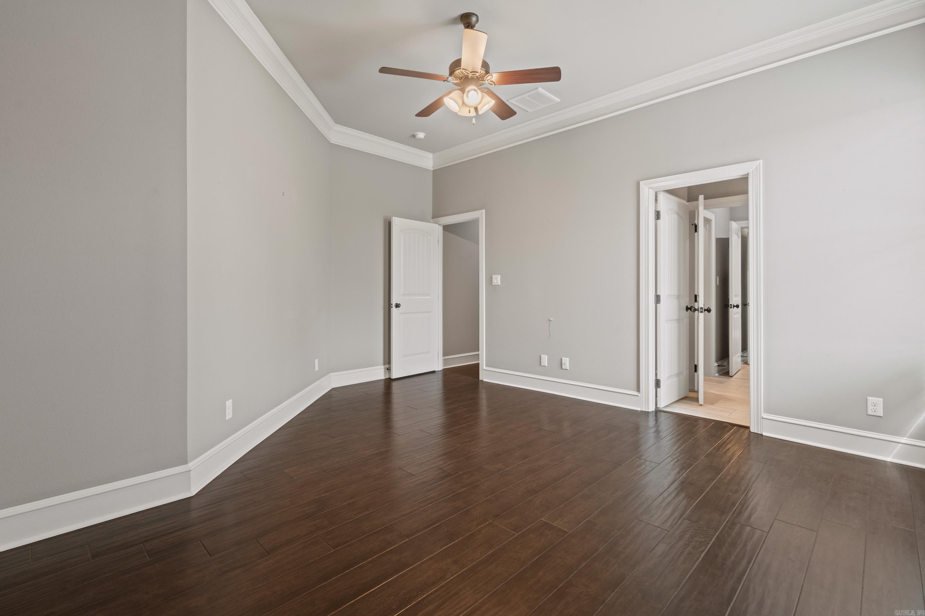 ARLINGTON PARK - Residential