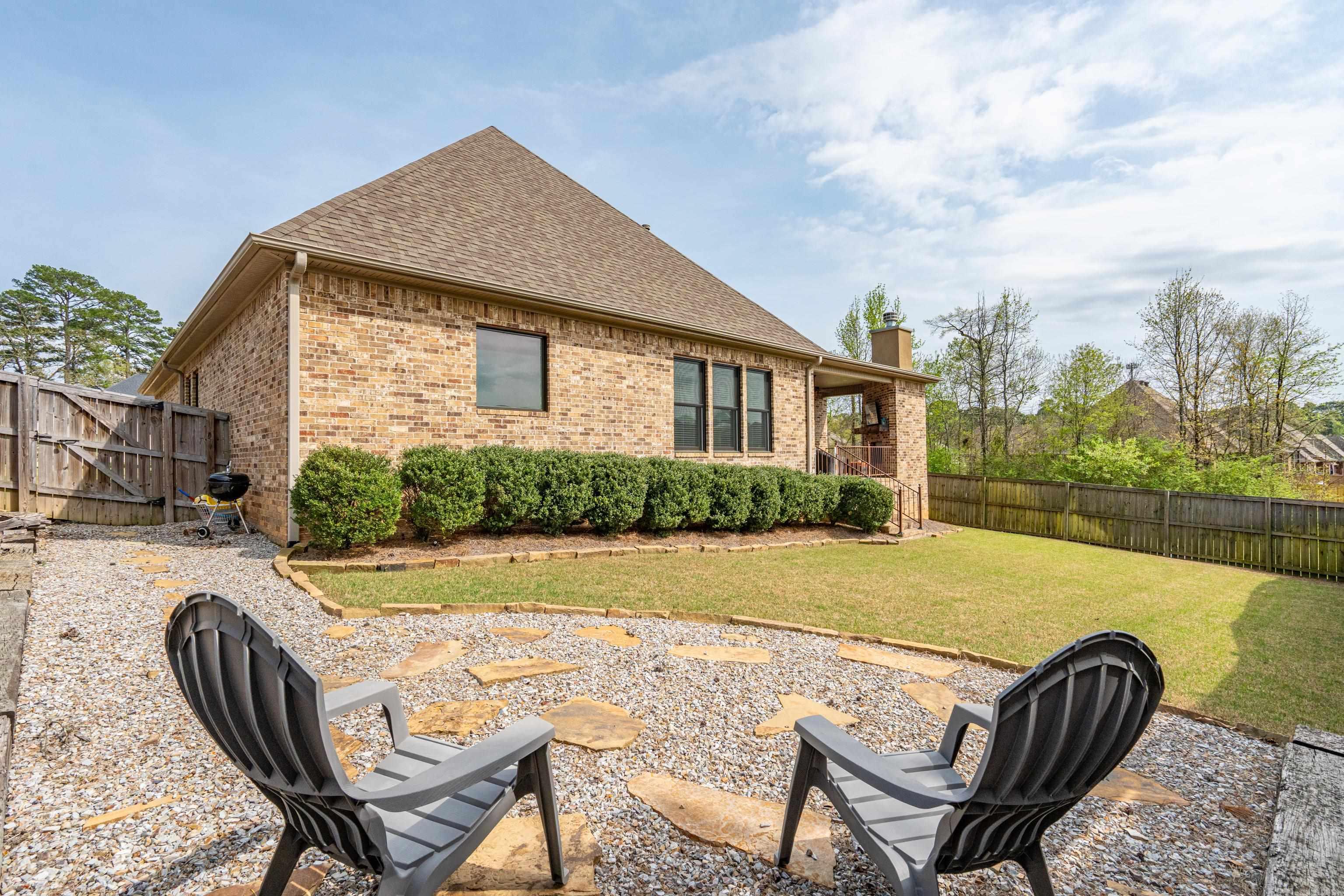 ARLINGTON PARK - Residential