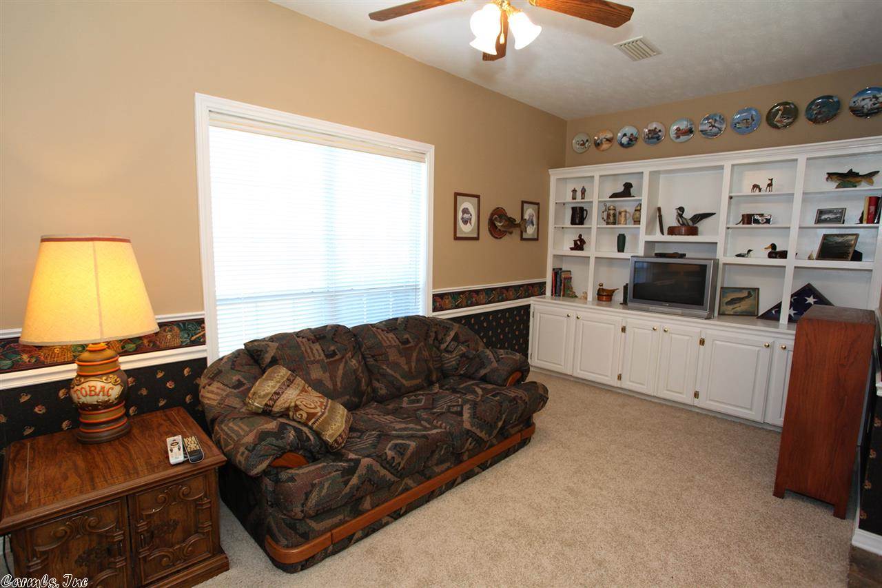 Pine Creek - Residential