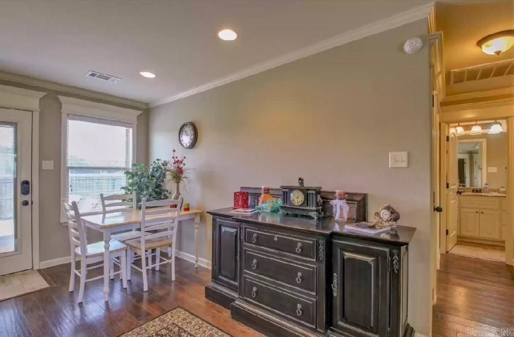 TWIN LAKES PLANNED - Residential