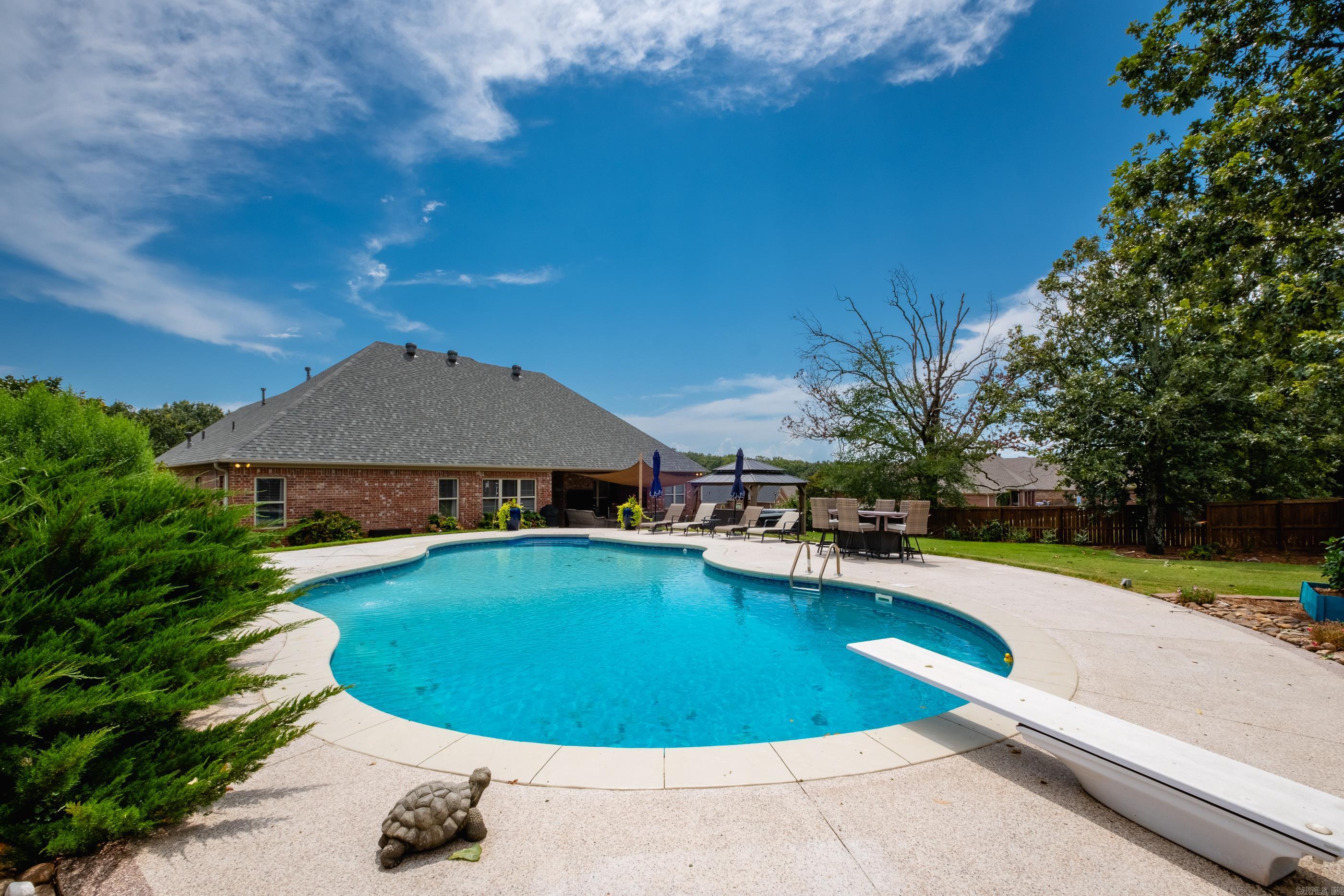 STONE RIDGE AT CYPRESS CREEK - Residential