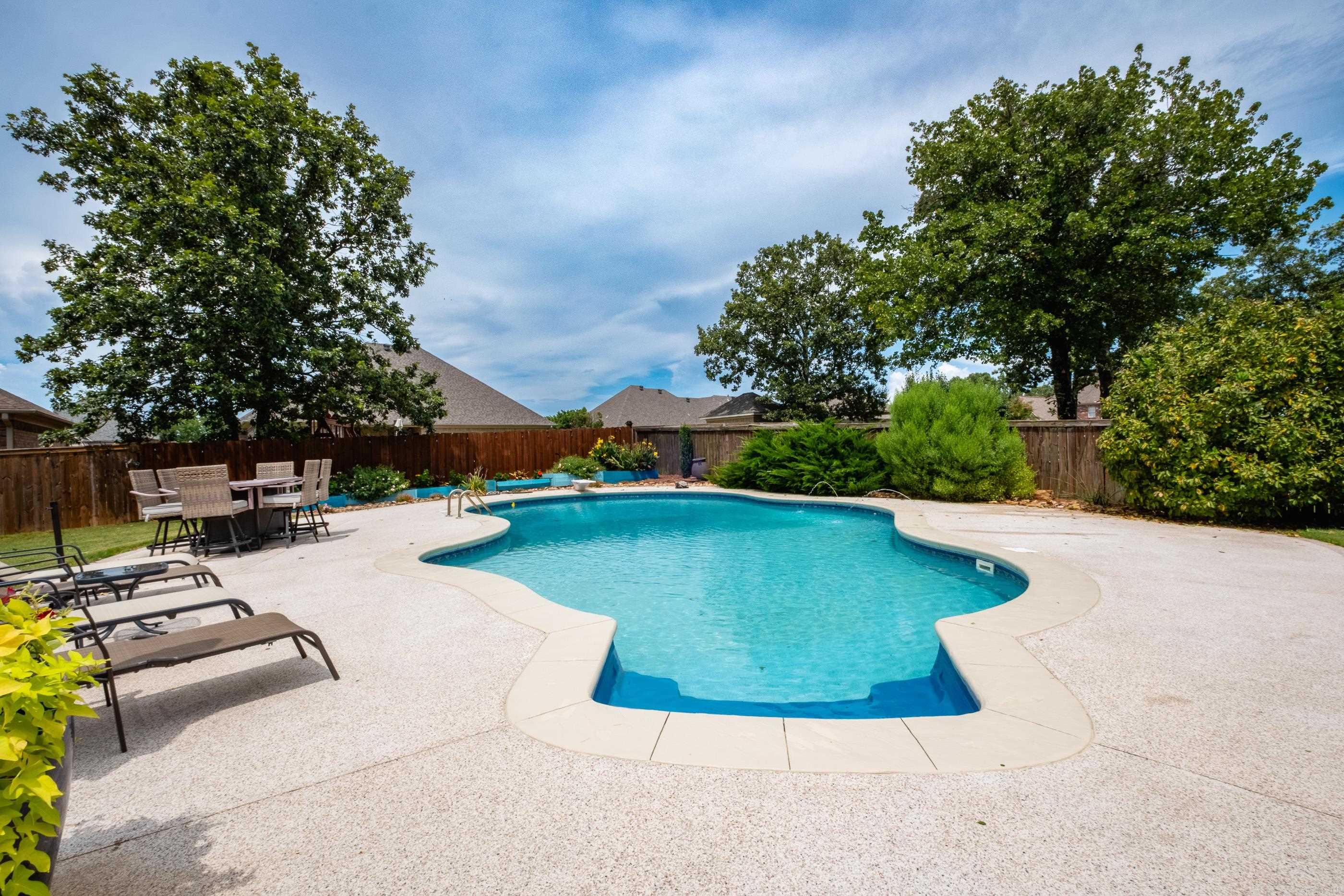 STONE RIDGE AT CYPRESS CREEK - Residential