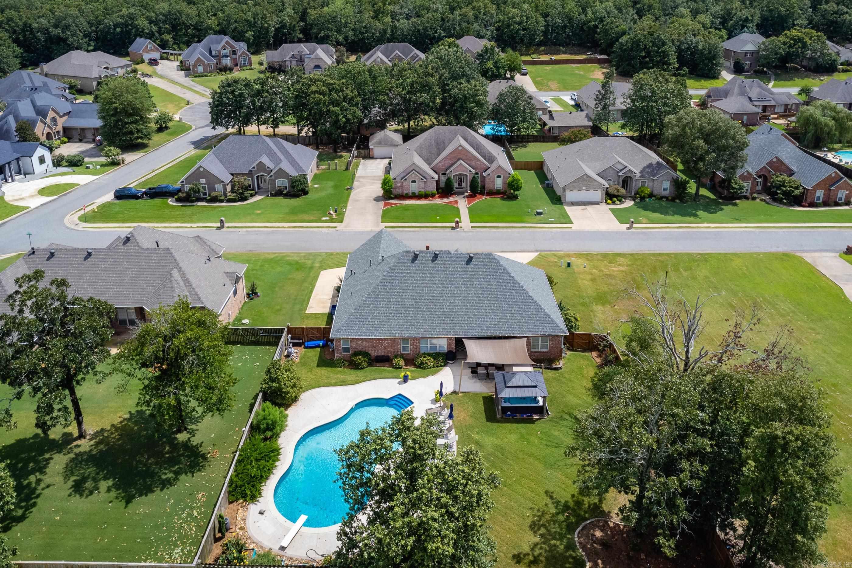 STONE RIDGE AT CYPRESS CREEK - Residential