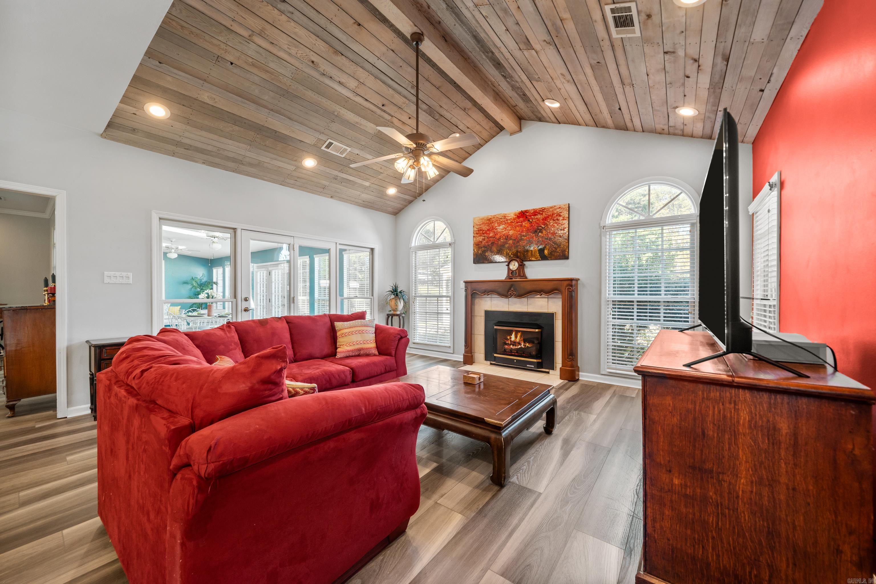 Driftwood Point - Residential