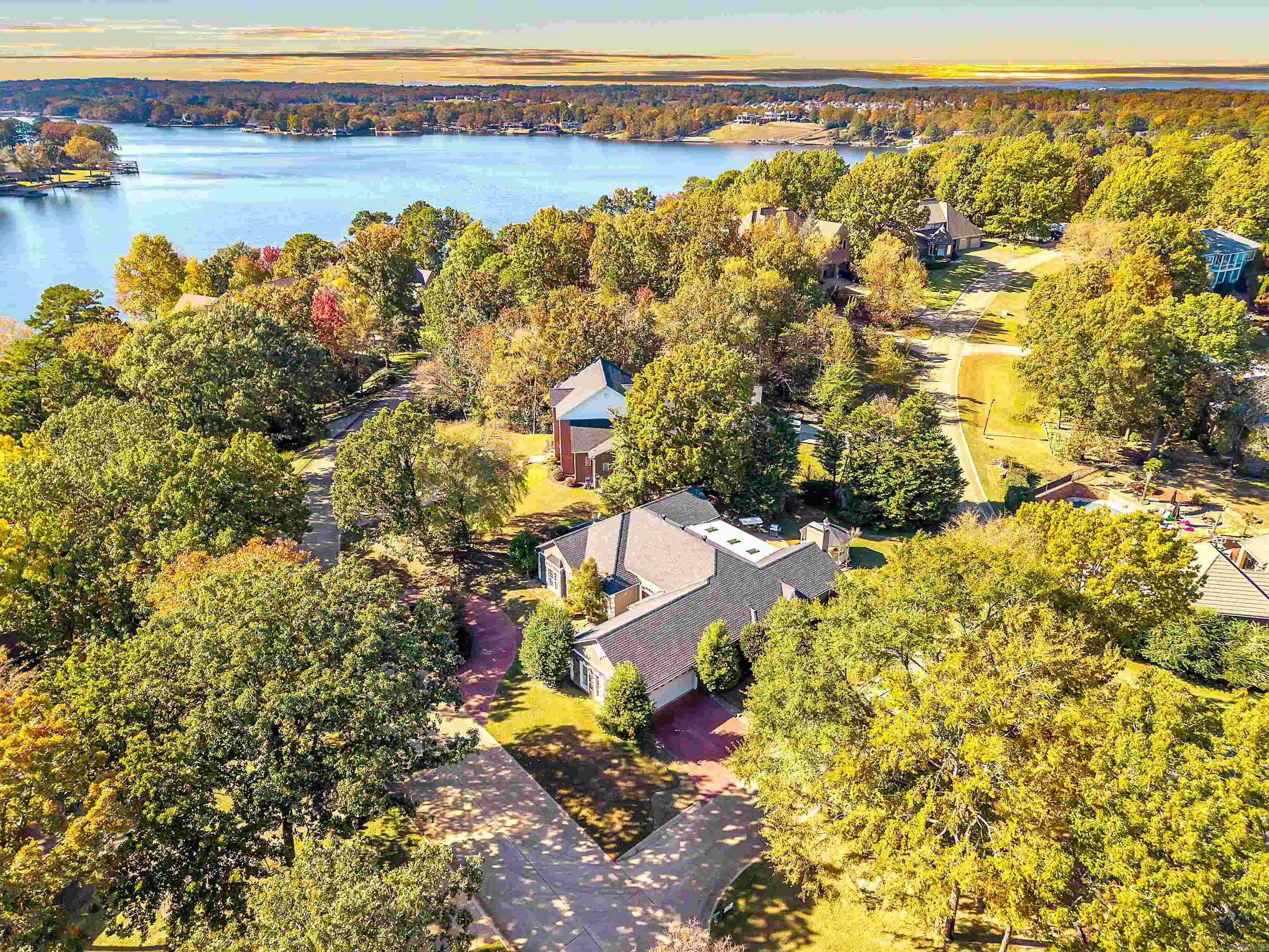 Driftwood Point - Residential