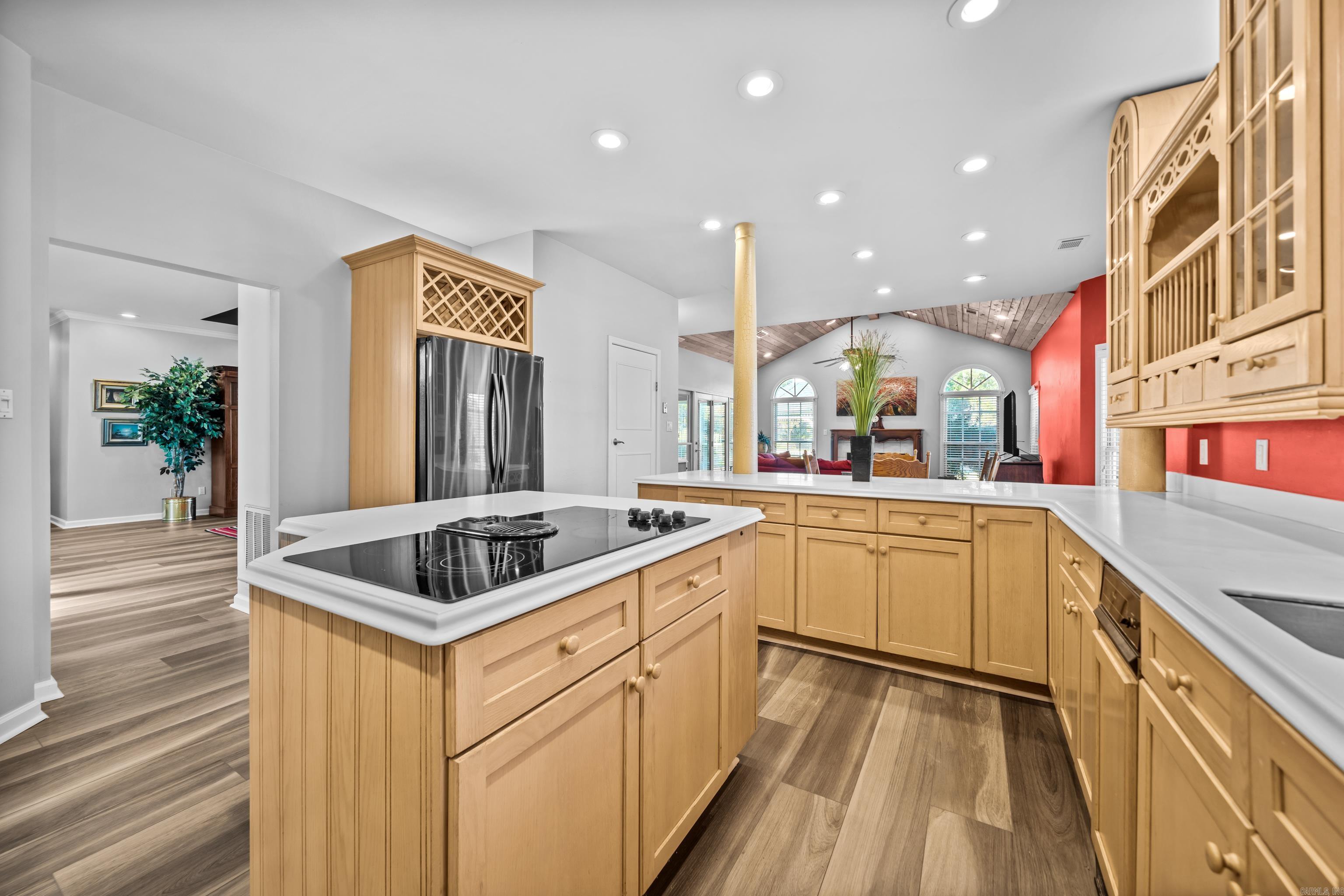 Driftwood Point - Residential