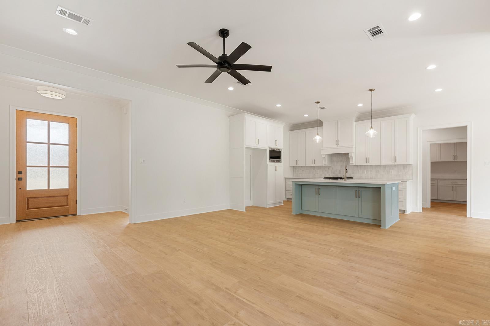 ASHLEY DOWNS - Residential