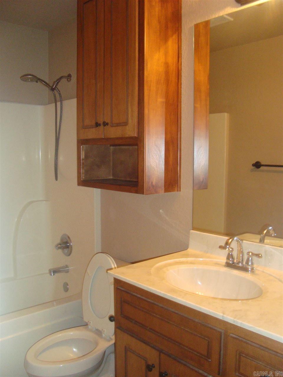 OT Cabot - Residential Lease