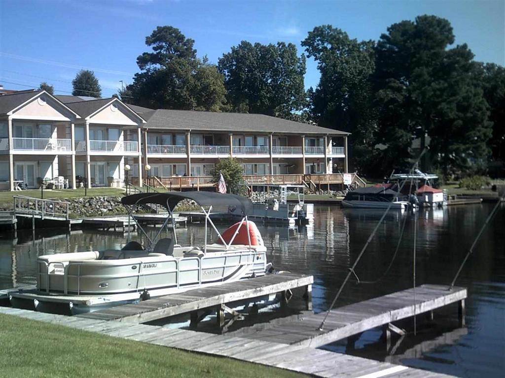 WATERS EDGE HPR - Residential