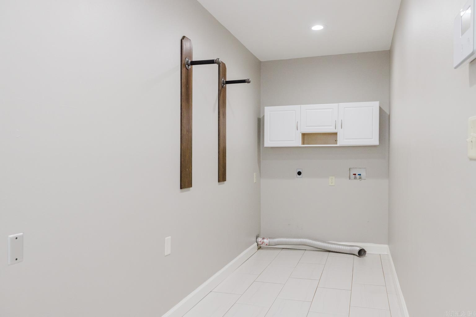 Image Oaks - Residential