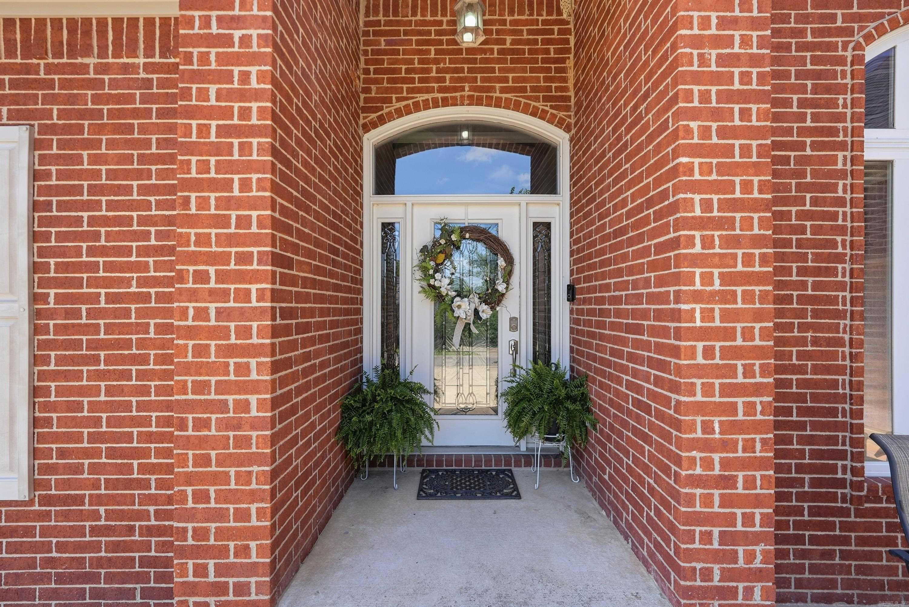 EAGLE ROCK - Residential