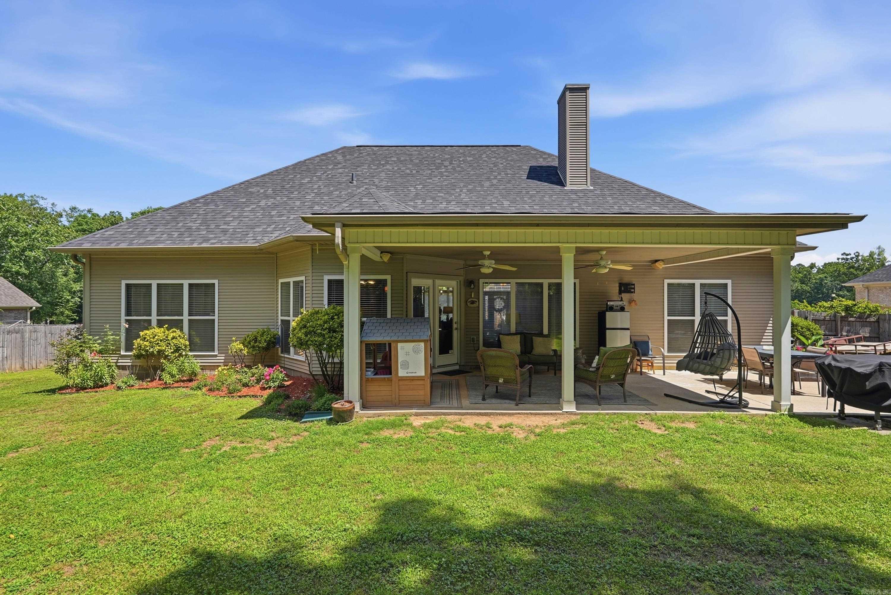 EAGLE ROCK - Residential