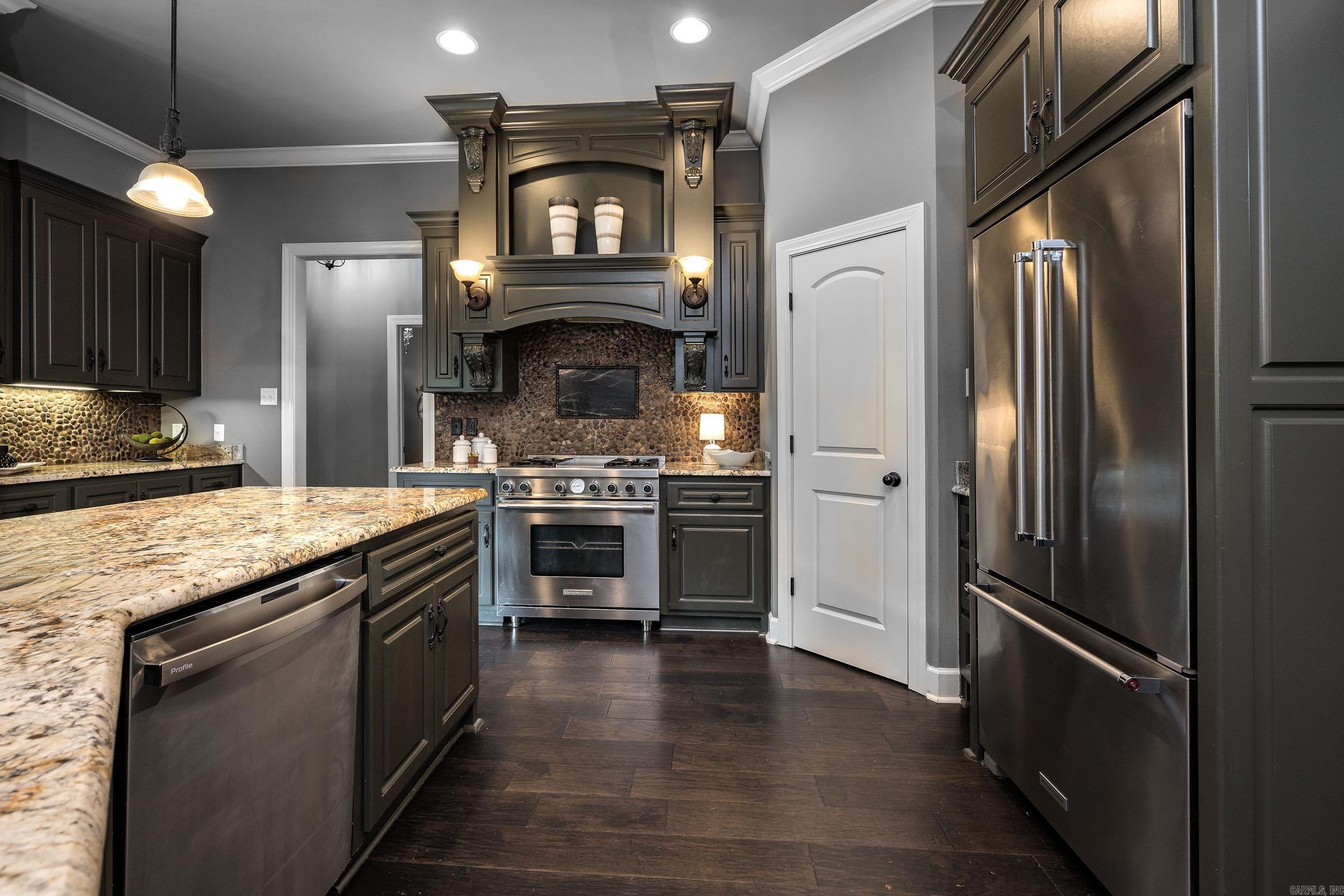 MAUMELLE VALLEY ESTATES - Residential