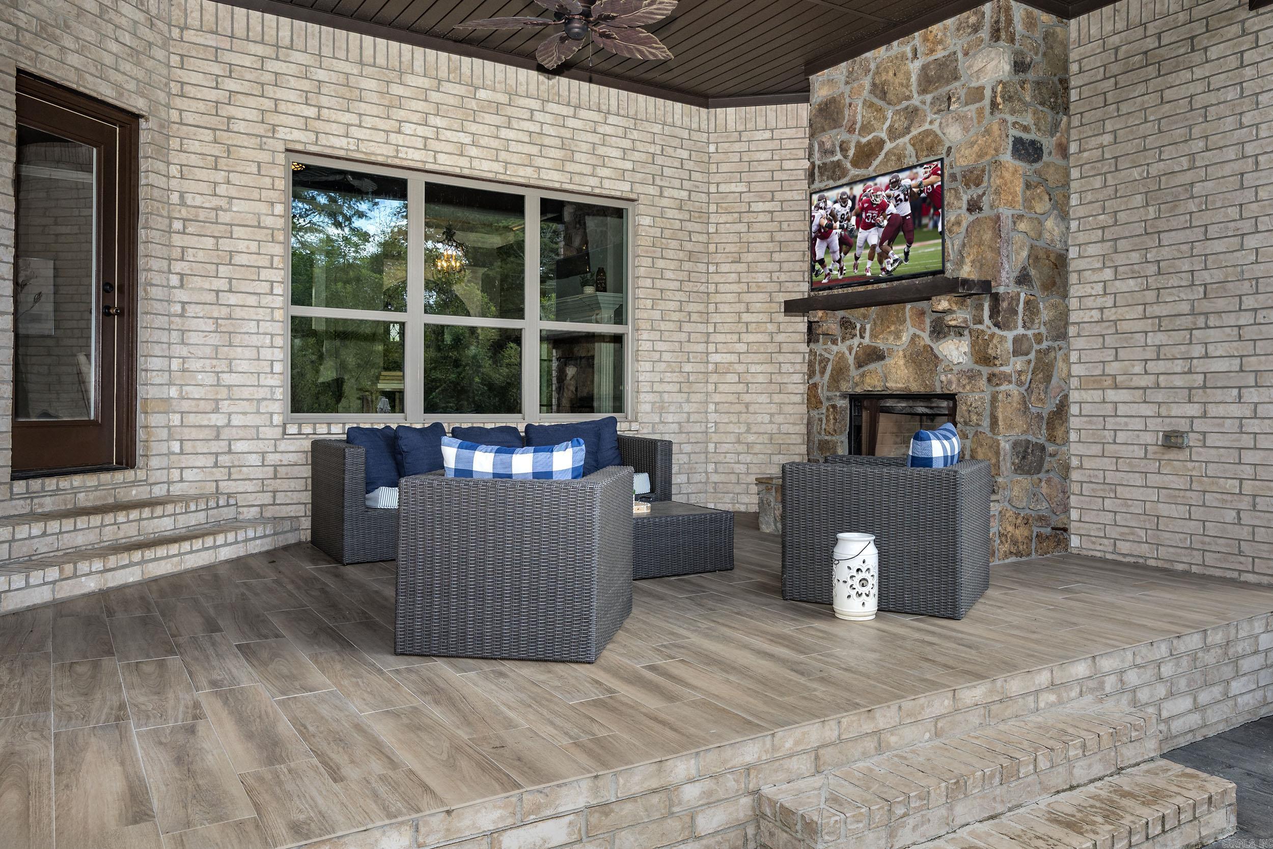 MAUMELLE VALLEY ESTATES - Residential