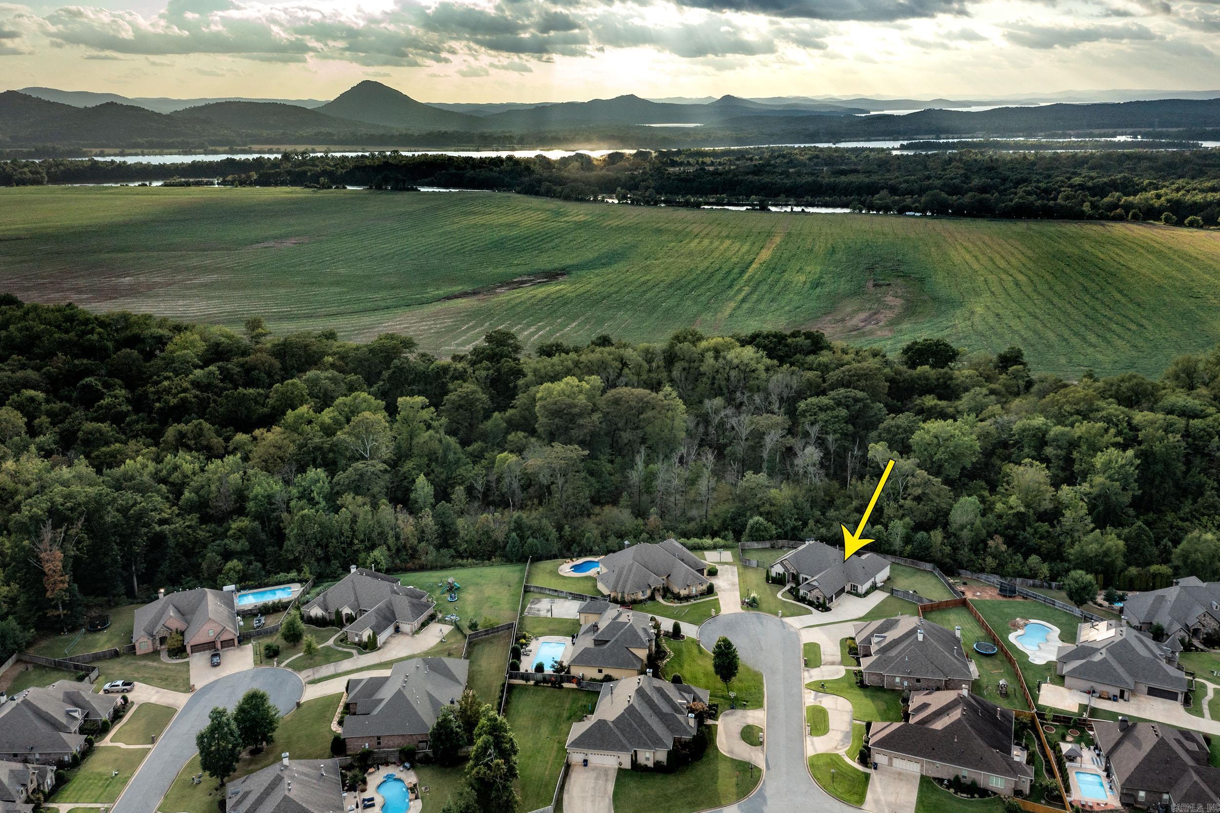 MAUMELLE VALLEY ESTATES - Residential