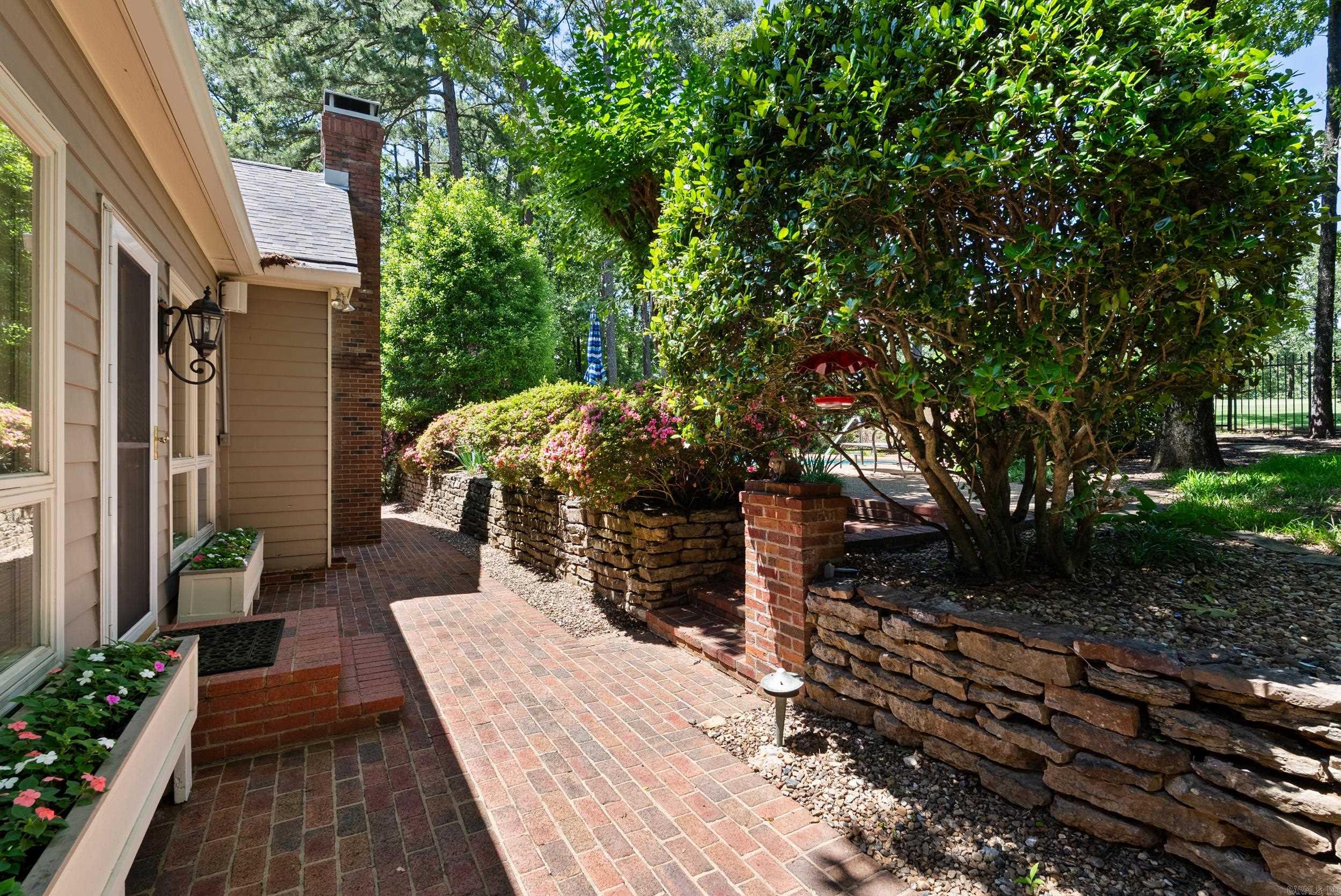 PLEASANT VALLEY - Residential