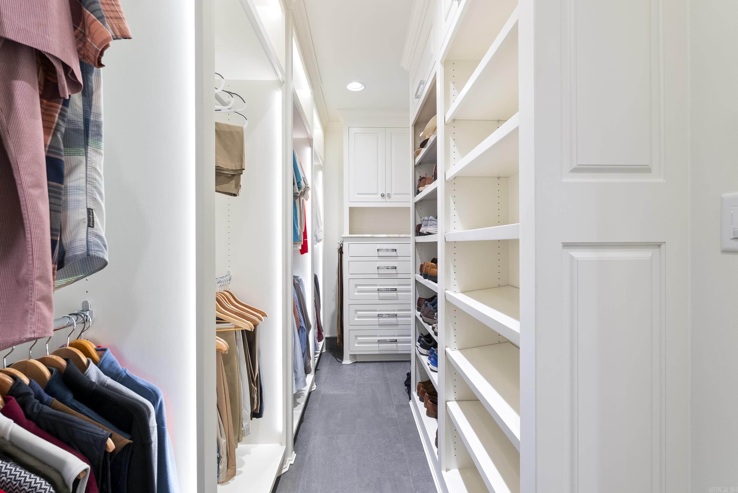 PLEASANT VALLEY - Residential