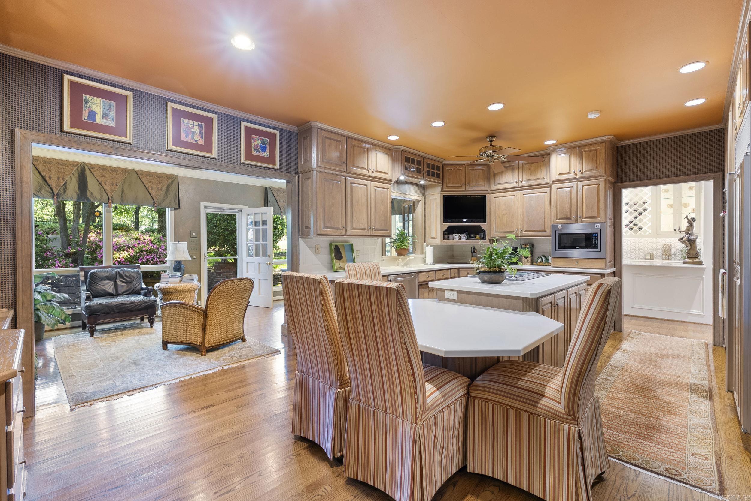 PLEASANT VALLEY - Residential