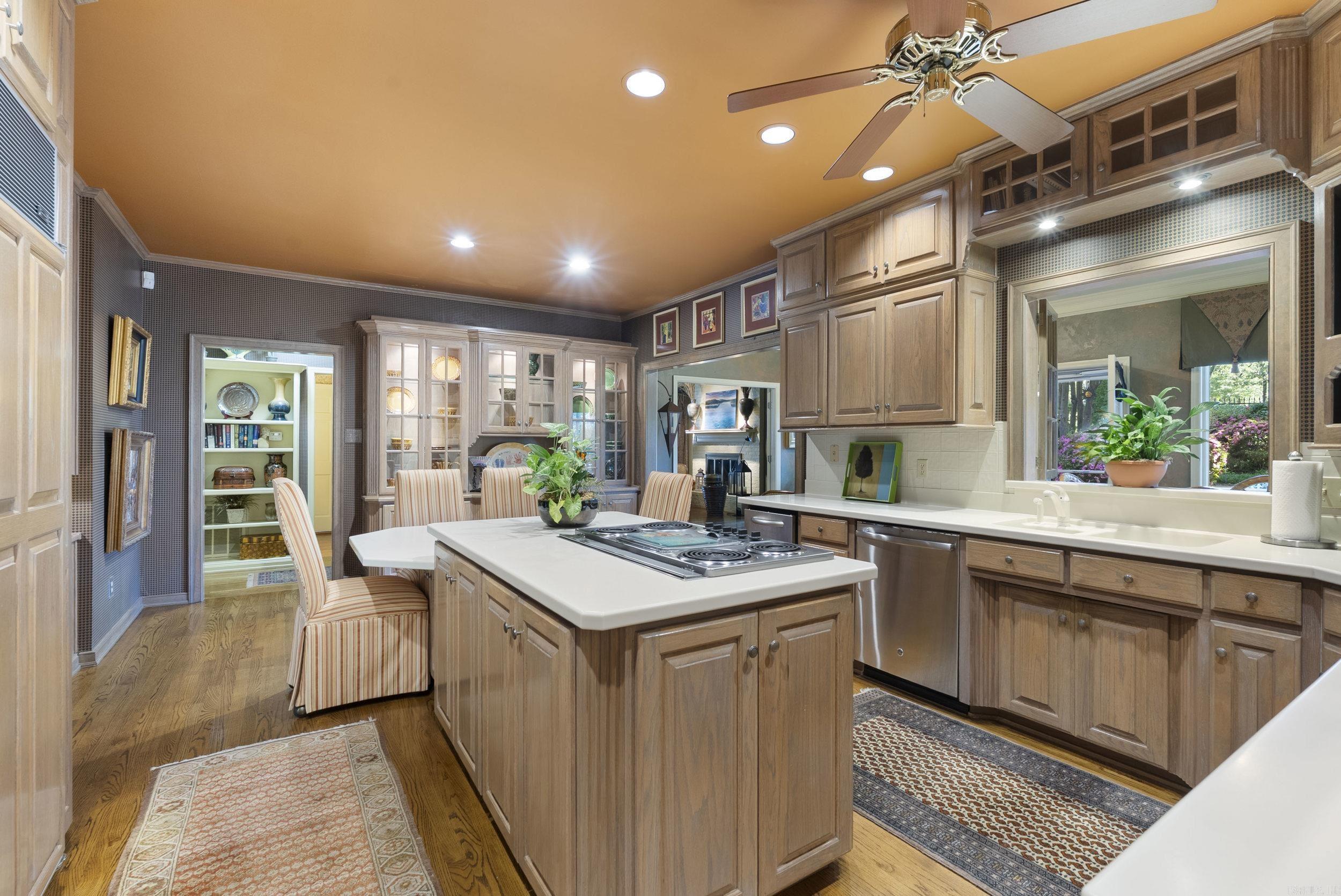 PLEASANT VALLEY - Residential