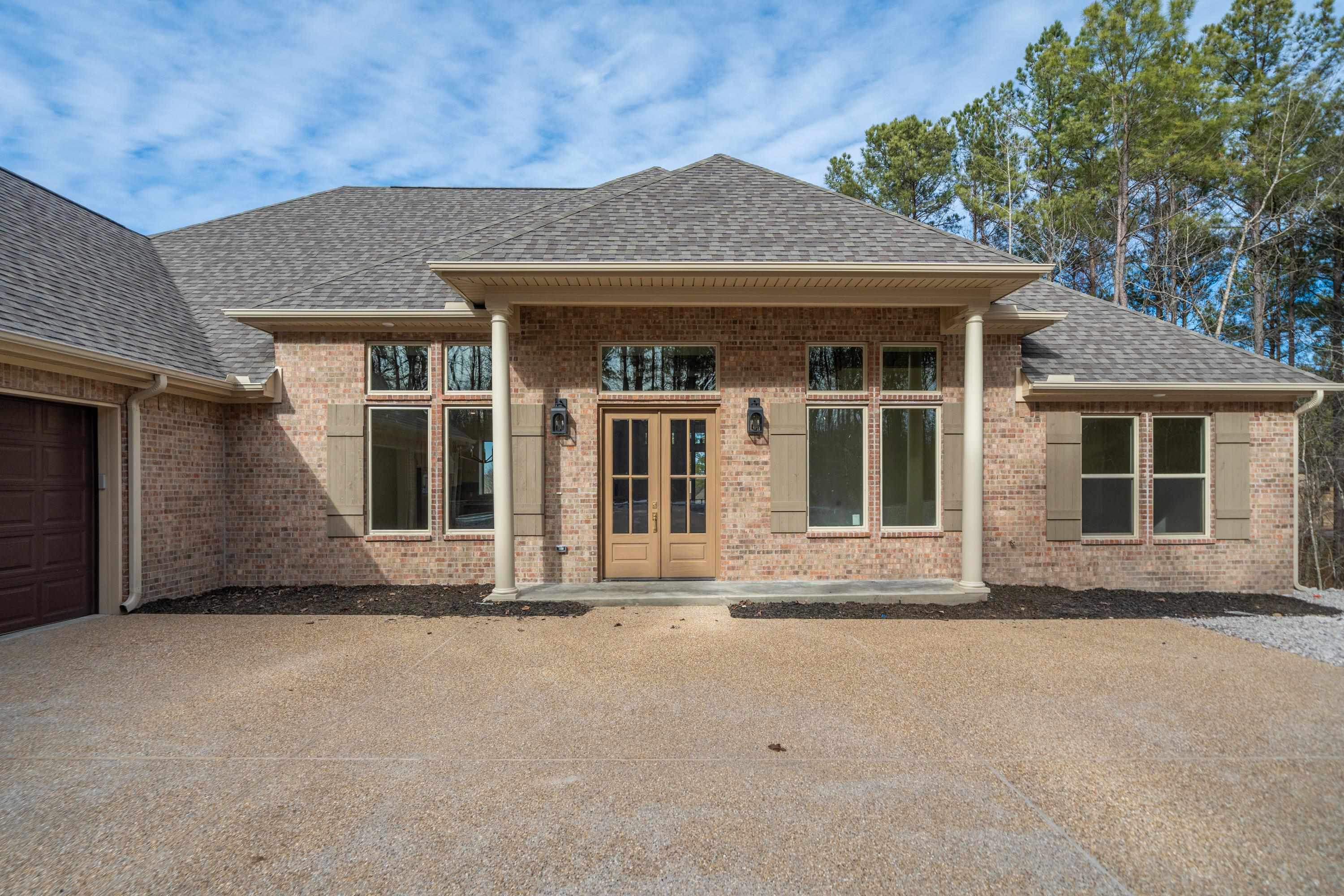 This Isabella Golf front house offers 3 BR 2 1/2 Bth 3 Car Garage with quality throughout. Decorated and designed by an award winning designer and built by Carriage Custom Homes 7 time home builder of the year. It's easy to see why, when you view the designer fixtures throughout. No expense was spared. All floors are HARDWOOD! (no Vinyl) With a primary bedroom and bath that will take your breath away. Gather up the neighbors and all your friends you can all fit at the gigantic angled bar and enjoy drinks and the view through the huge windows in the oversized kitchen and great room. The transfer fee of $2000 and $5000 towards closing cost are on the builder.