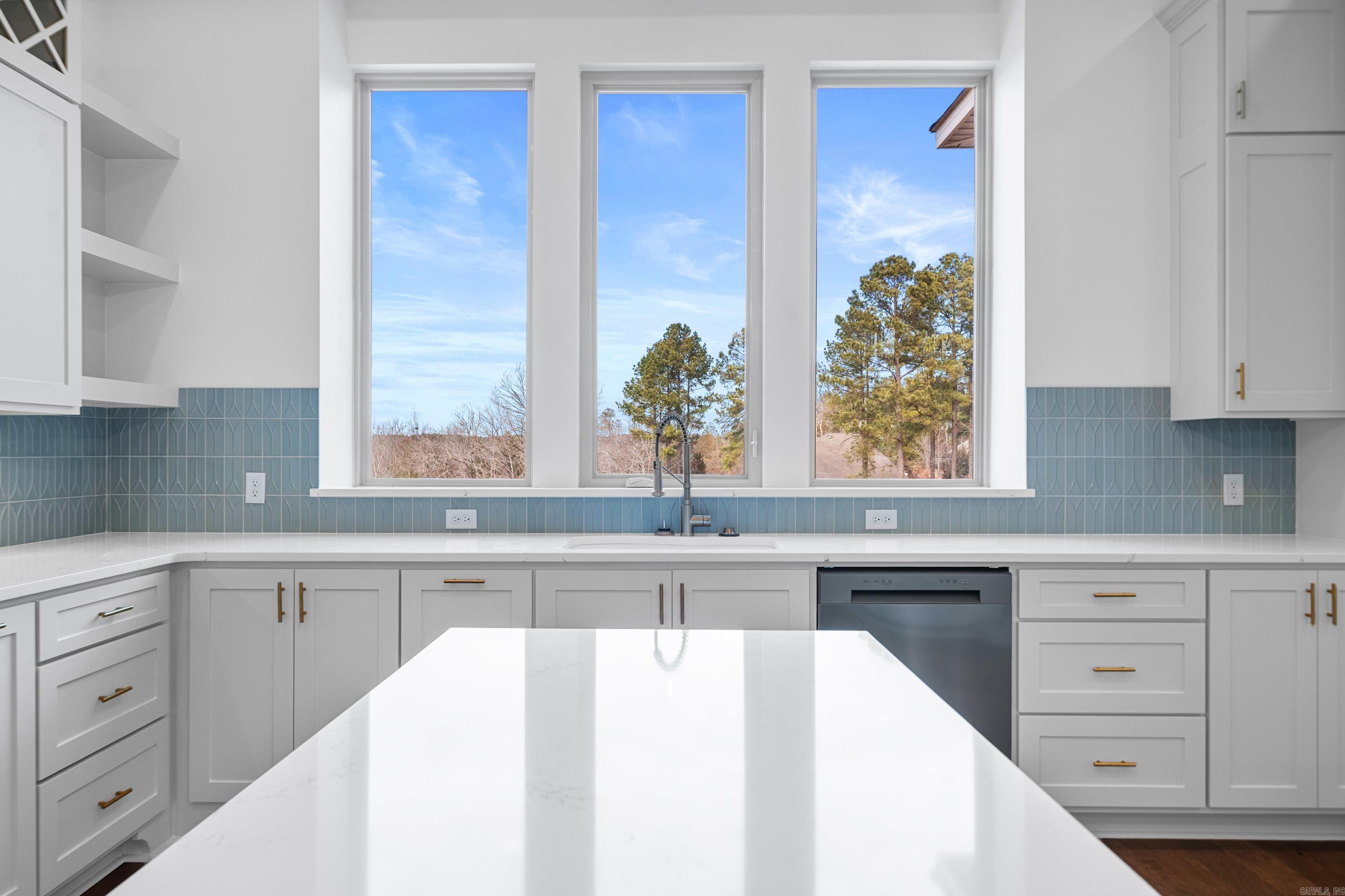 MARIA - Residential