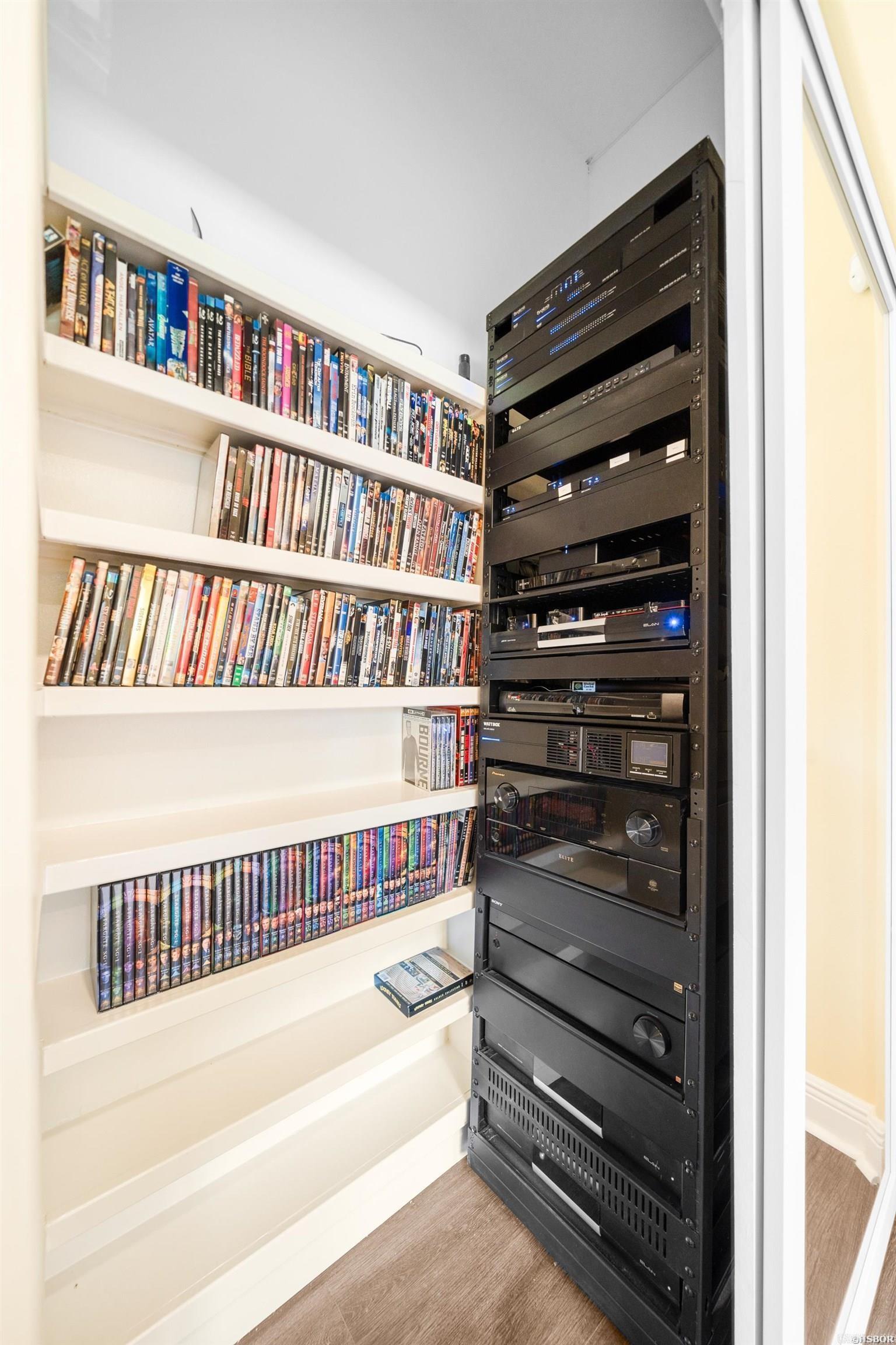 Quinns Lake Park - Residential