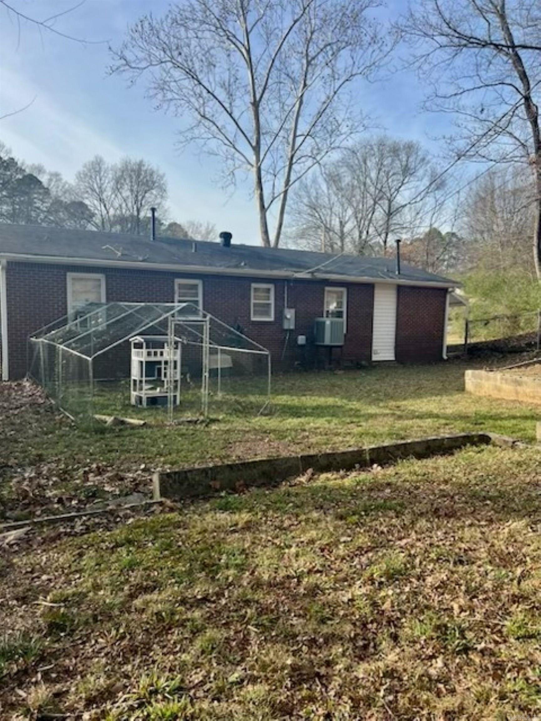 BARROW JOHN - Residential