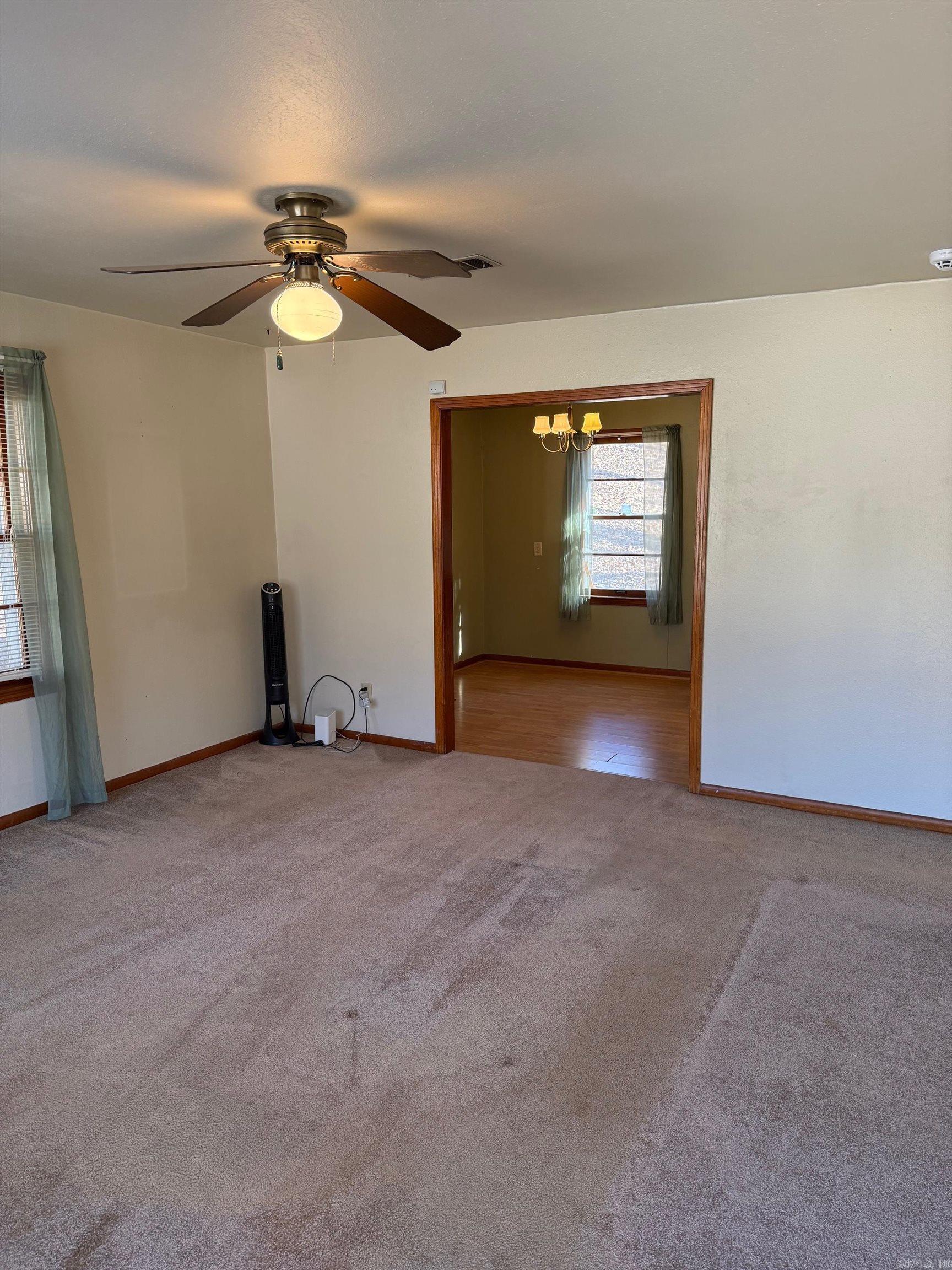 BARROW JOHN - Residential