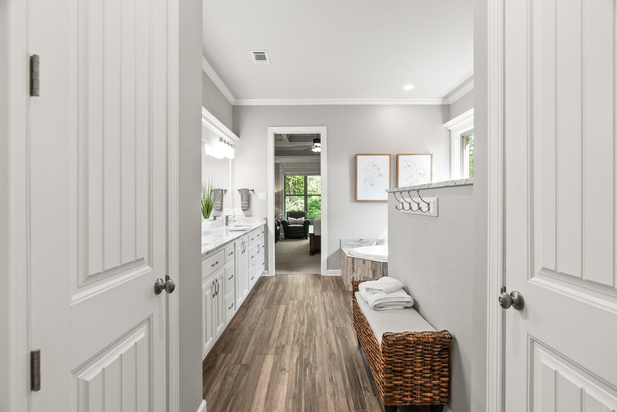 WOODLANDS EDGE - Residential