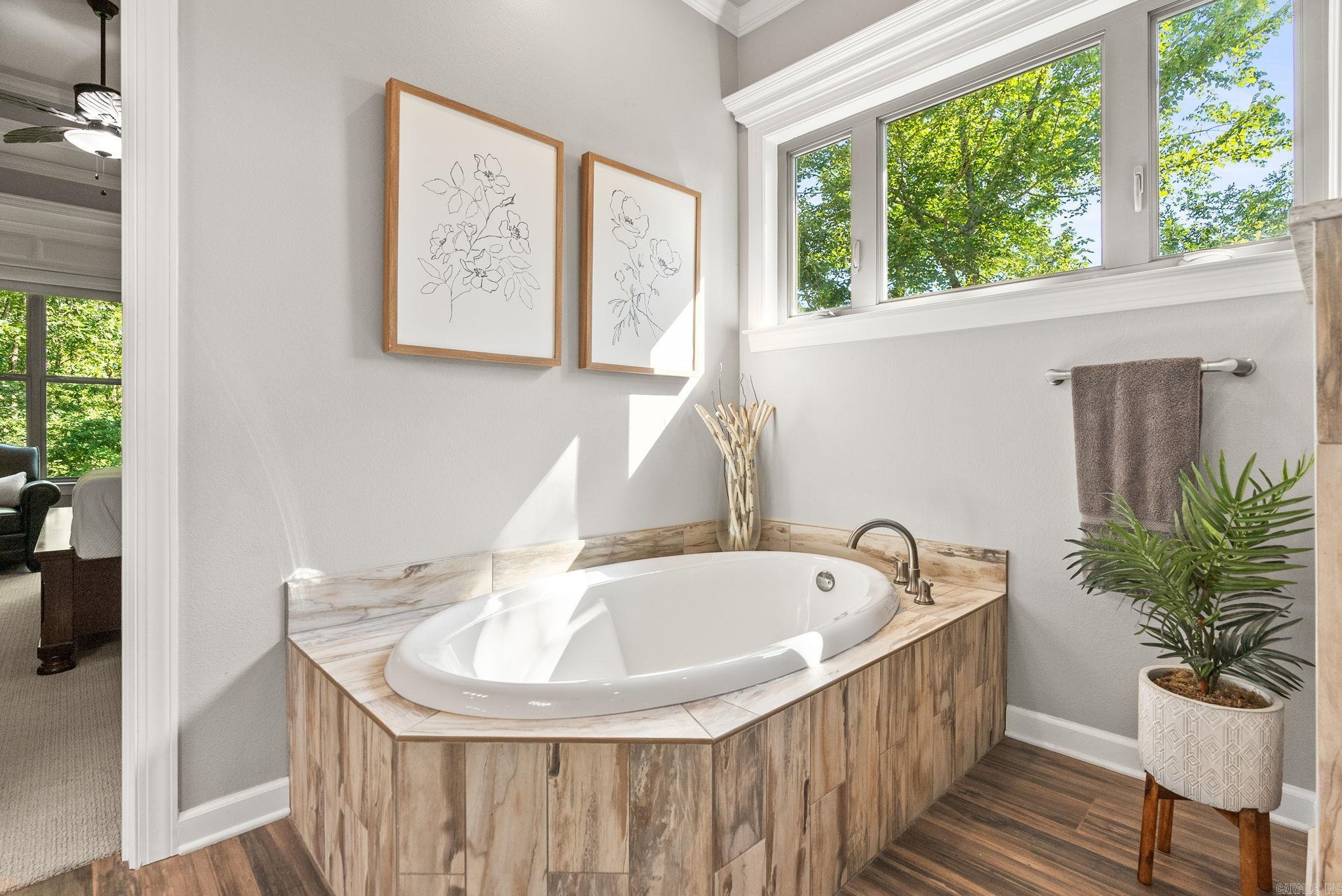 WOODLANDS EDGE - Residential