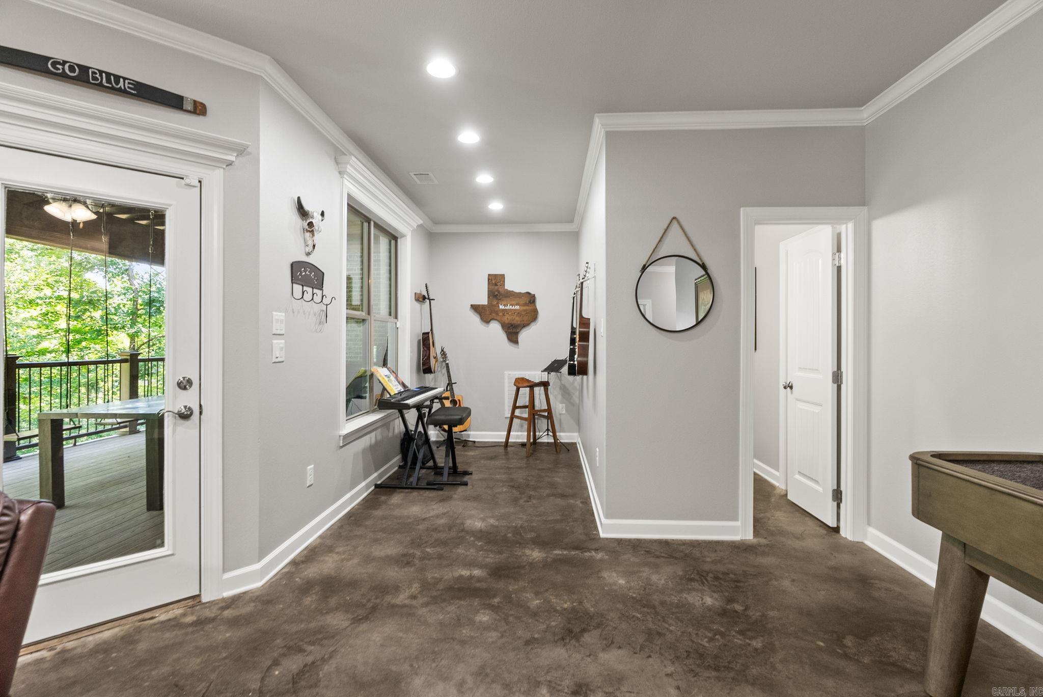 WOODLANDS EDGE - Residential