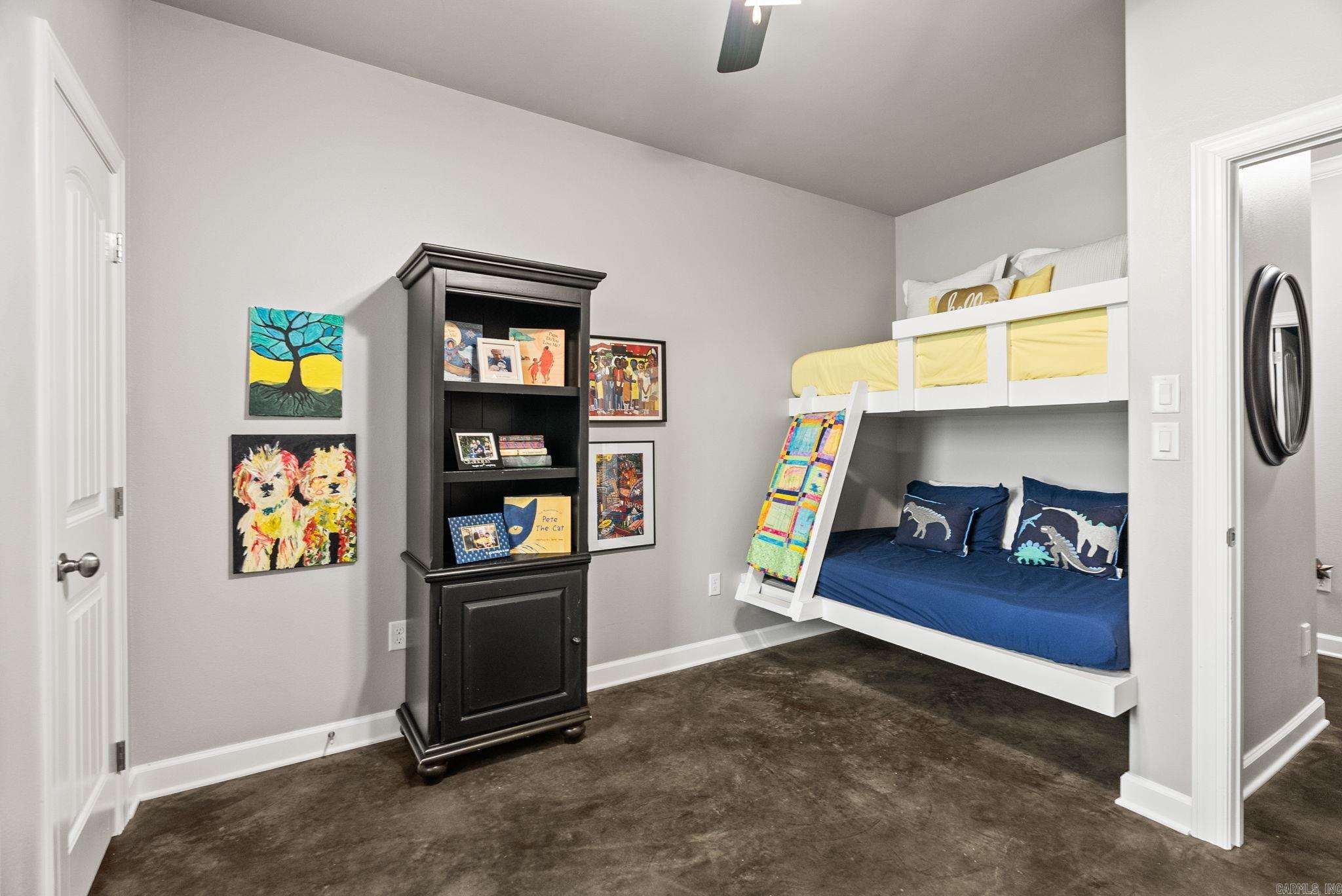 WOODLANDS EDGE - Residential