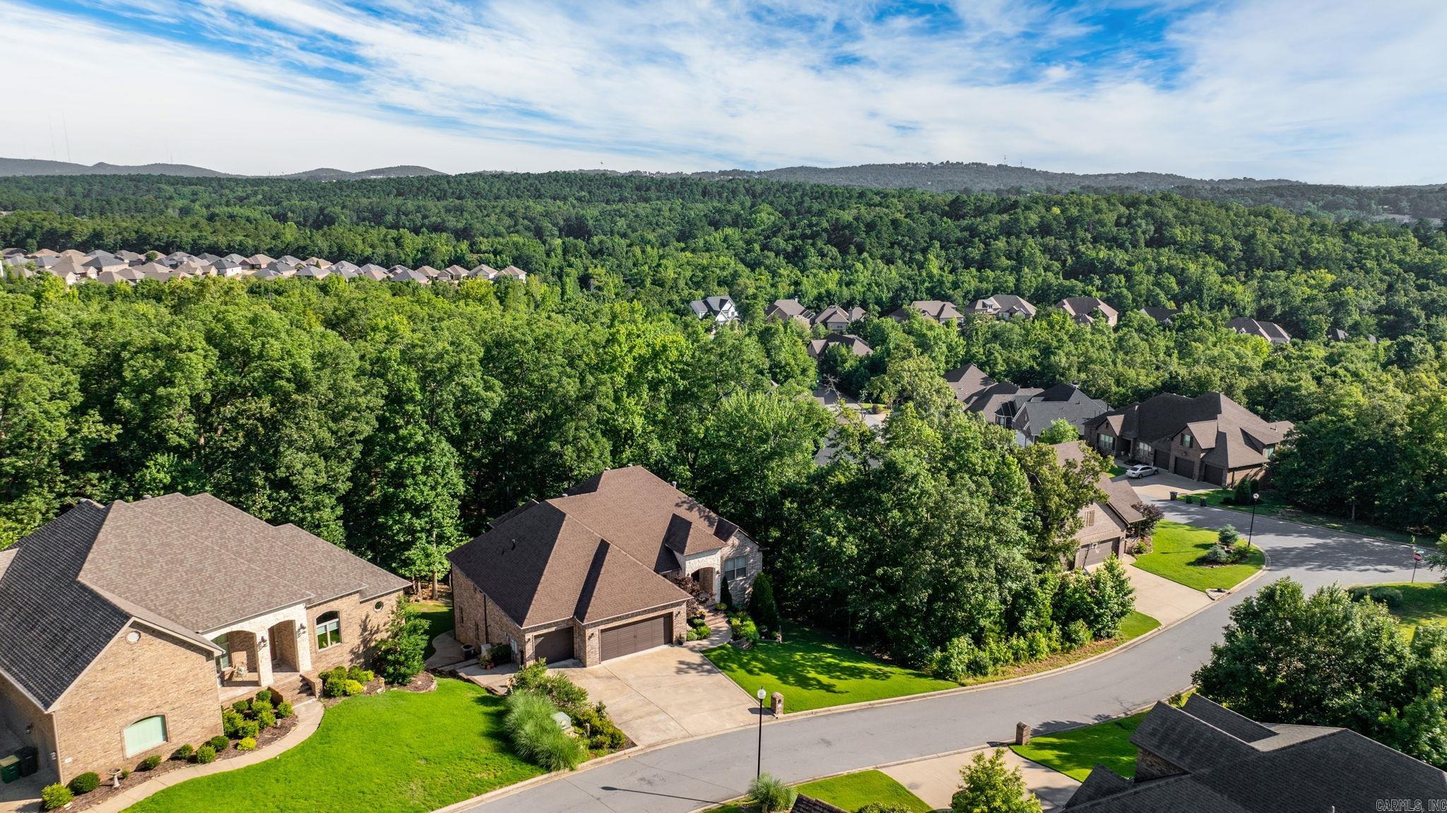 WOODLANDS EDGE - Residential