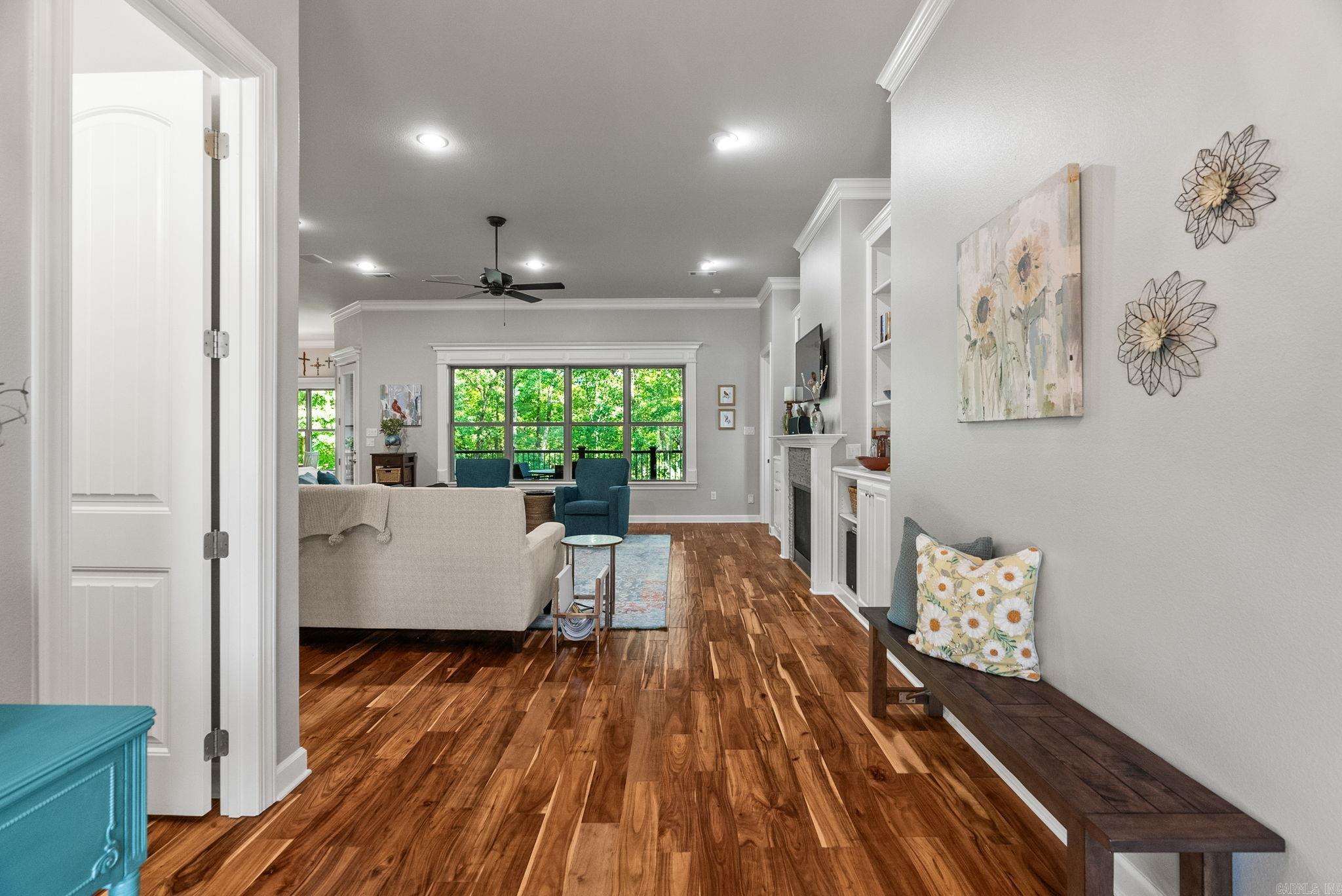 WOODLANDS EDGE - Residential