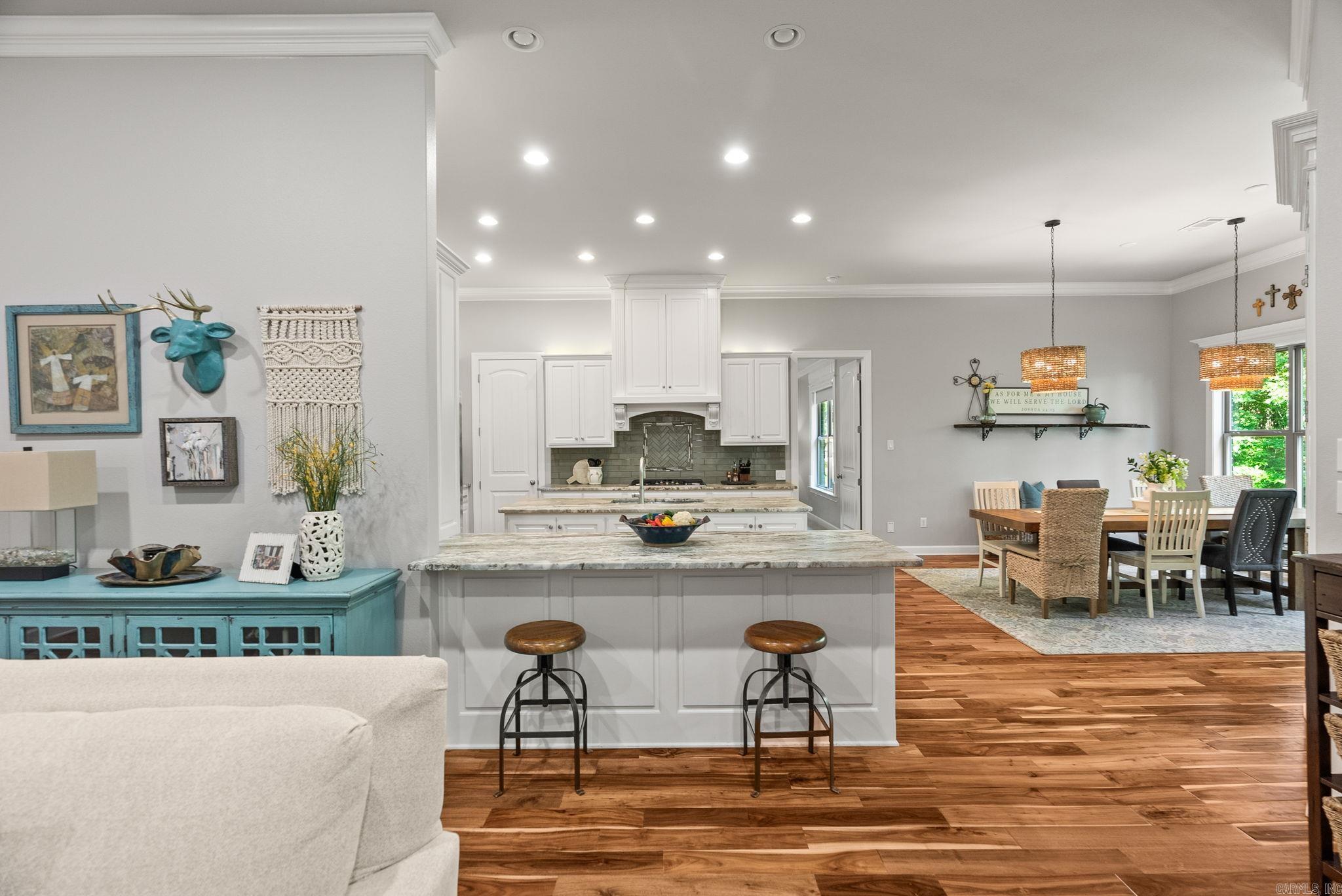 WOODLANDS EDGE - Residential