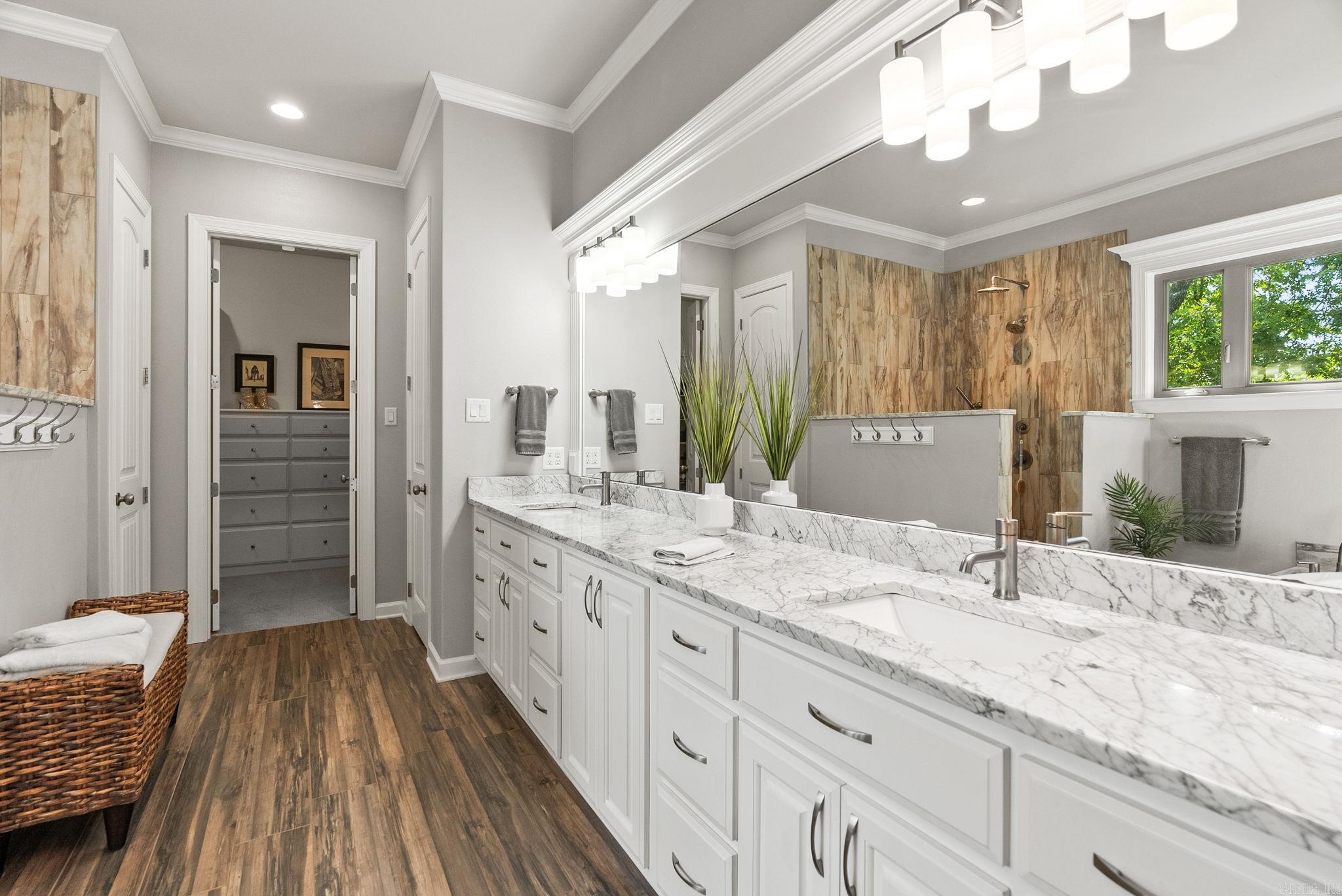 WOODLANDS EDGE - Residential