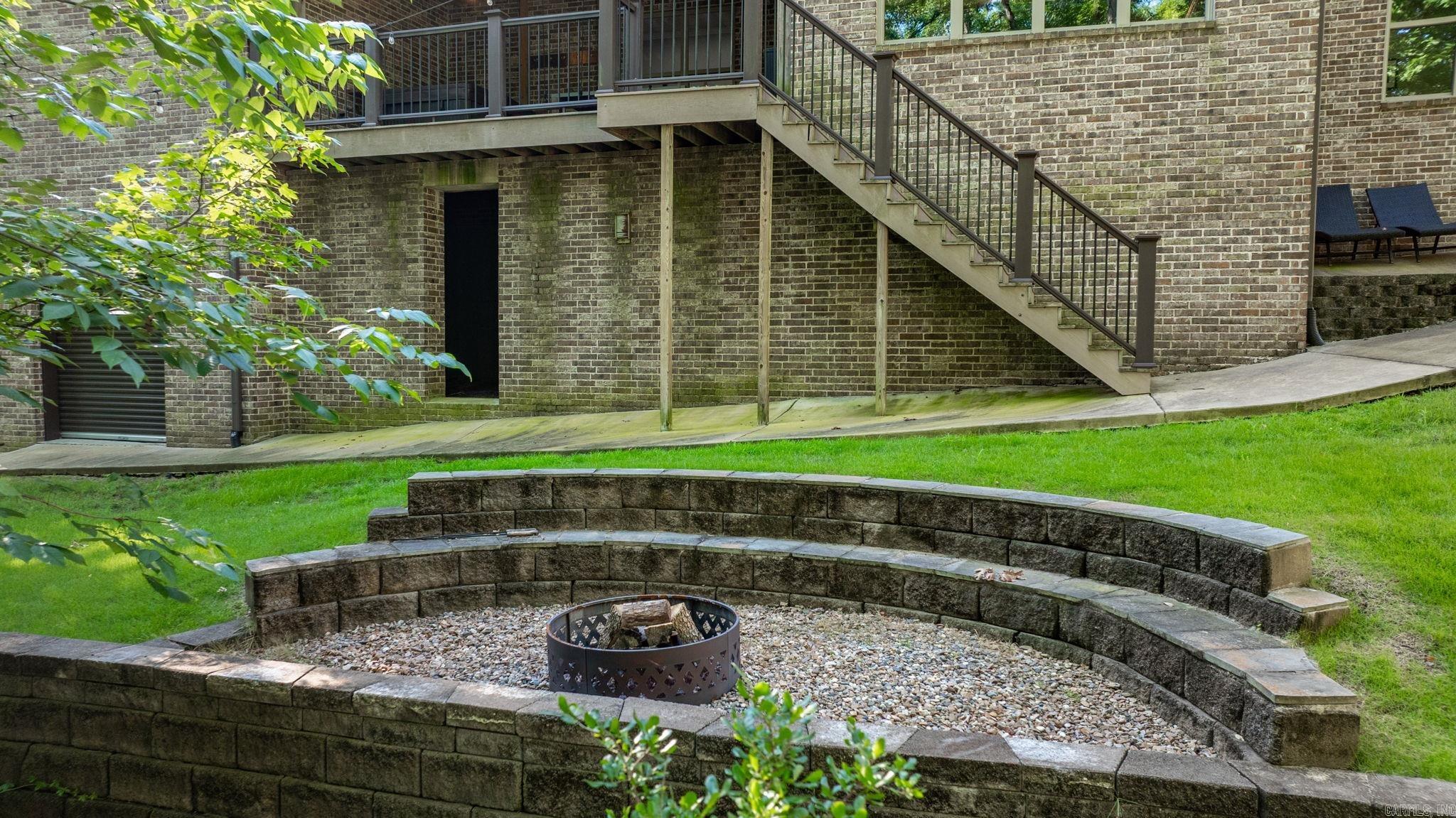 WOODLANDS EDGE - Residential