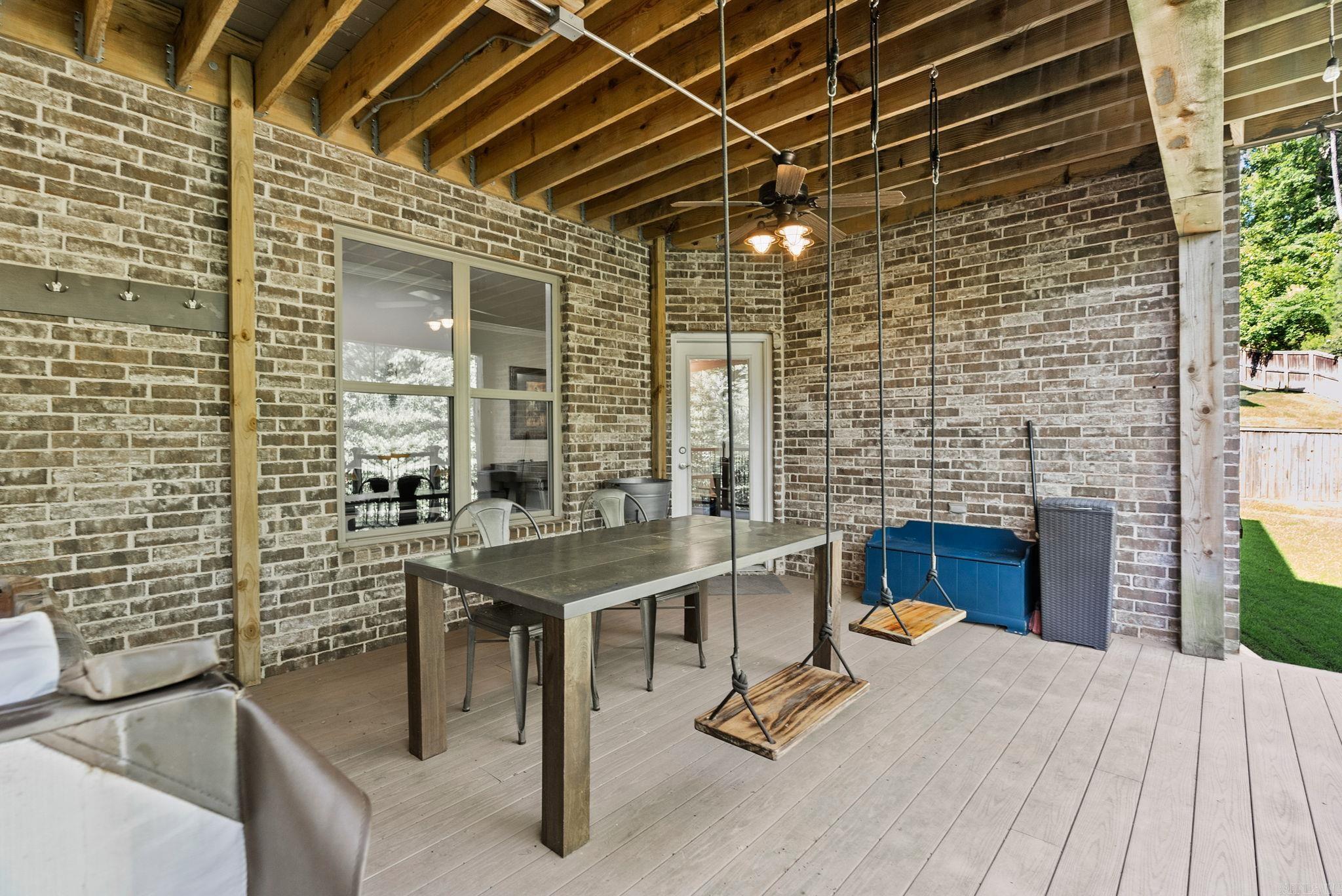 WOODLANDS EDGE - Residential