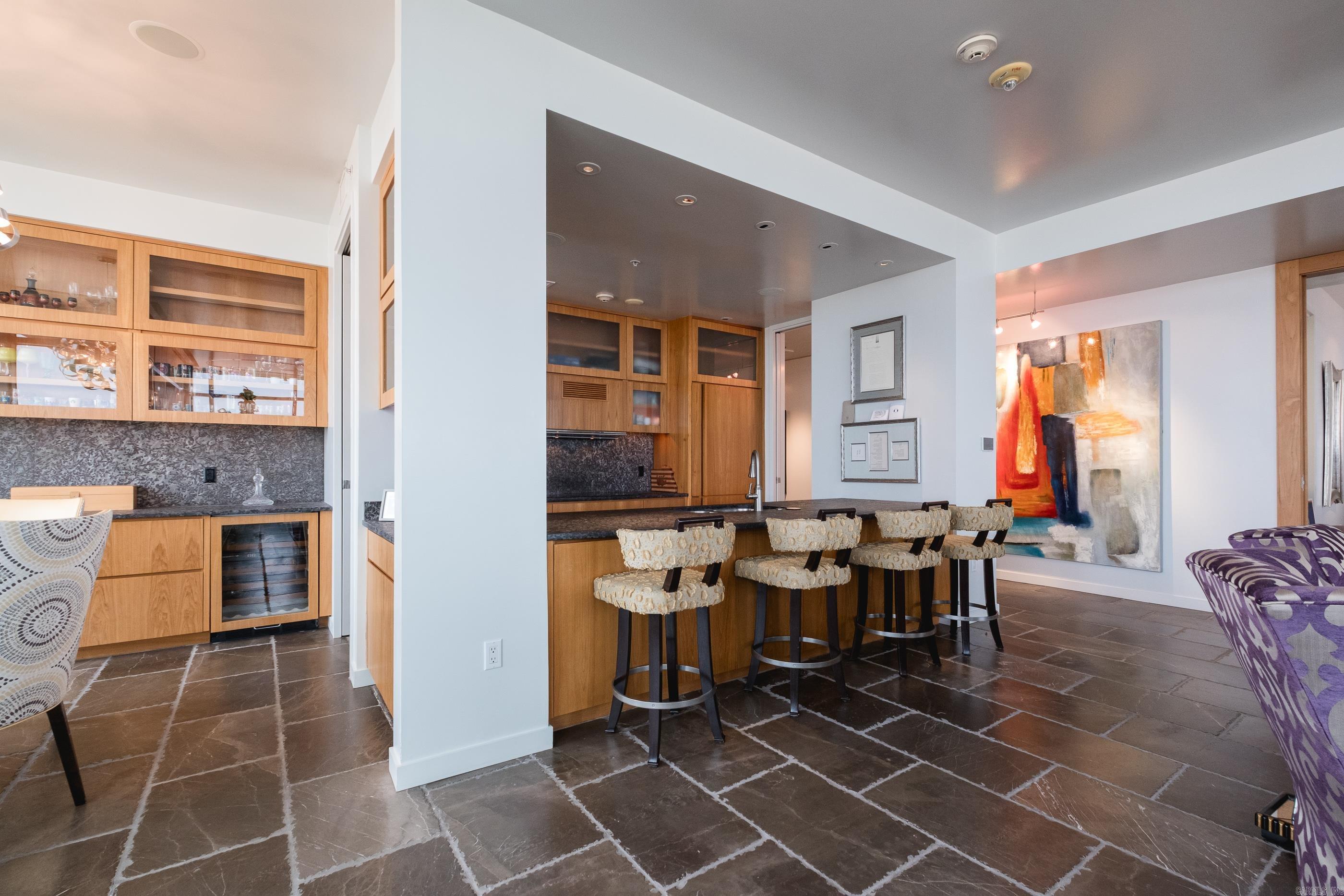 300 THIRD HPR - Residential