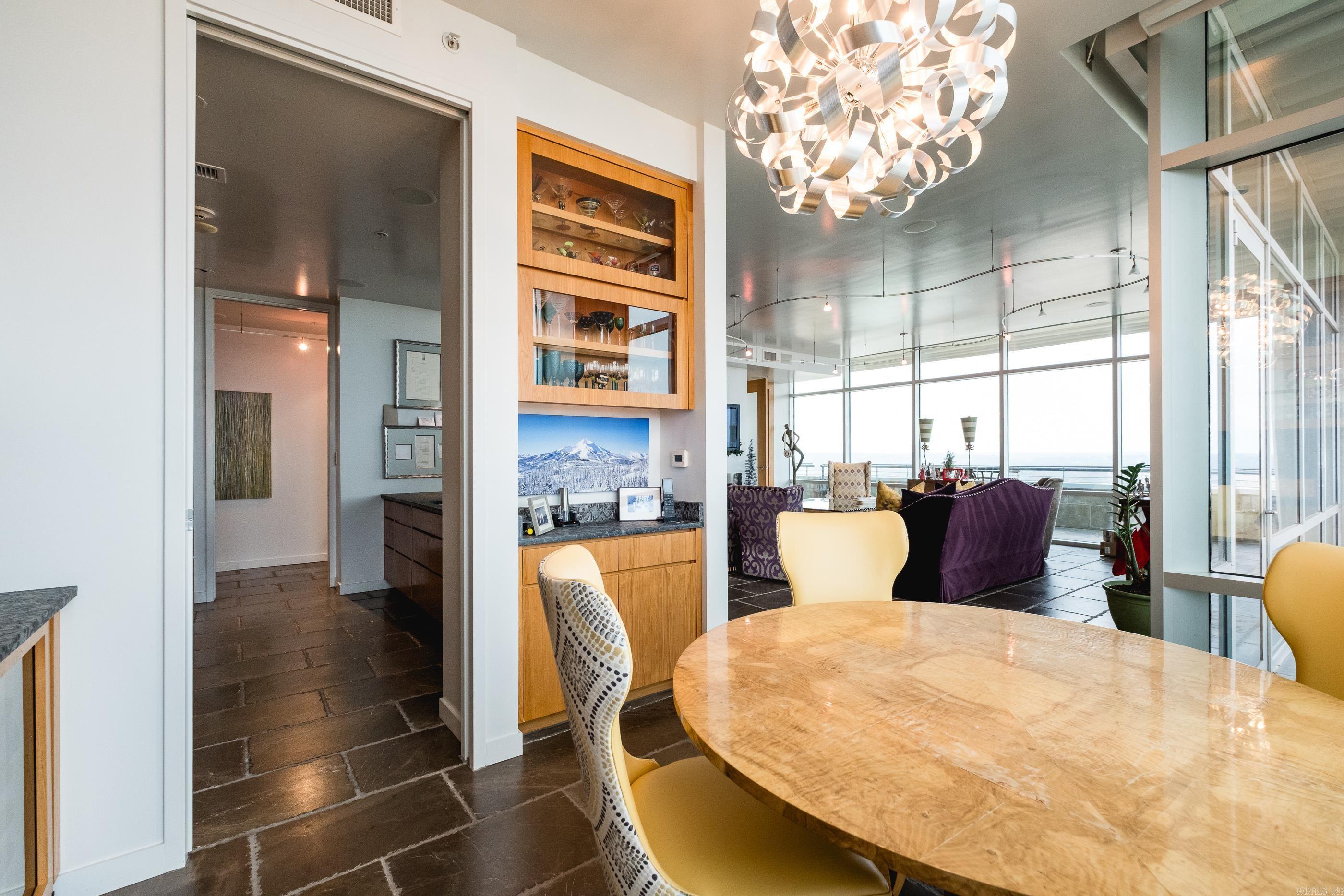 300 THIRD HPR - Residential