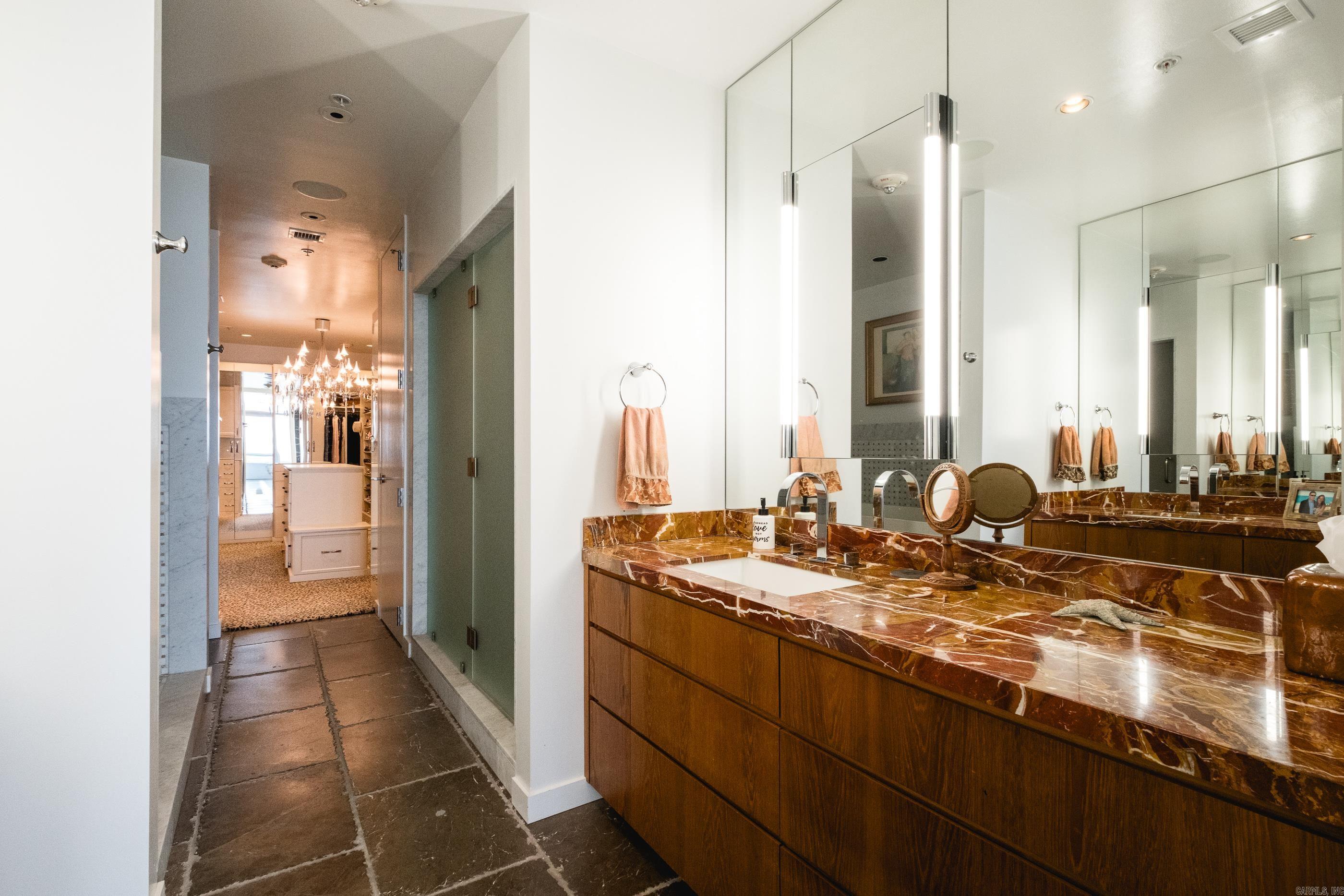 300 THIRD HPR - Residential