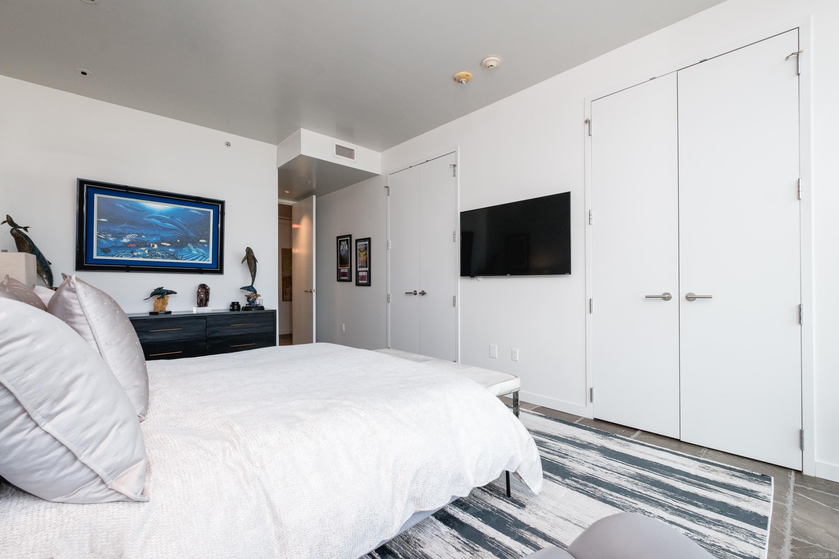 300 THIRD HPR - Residential