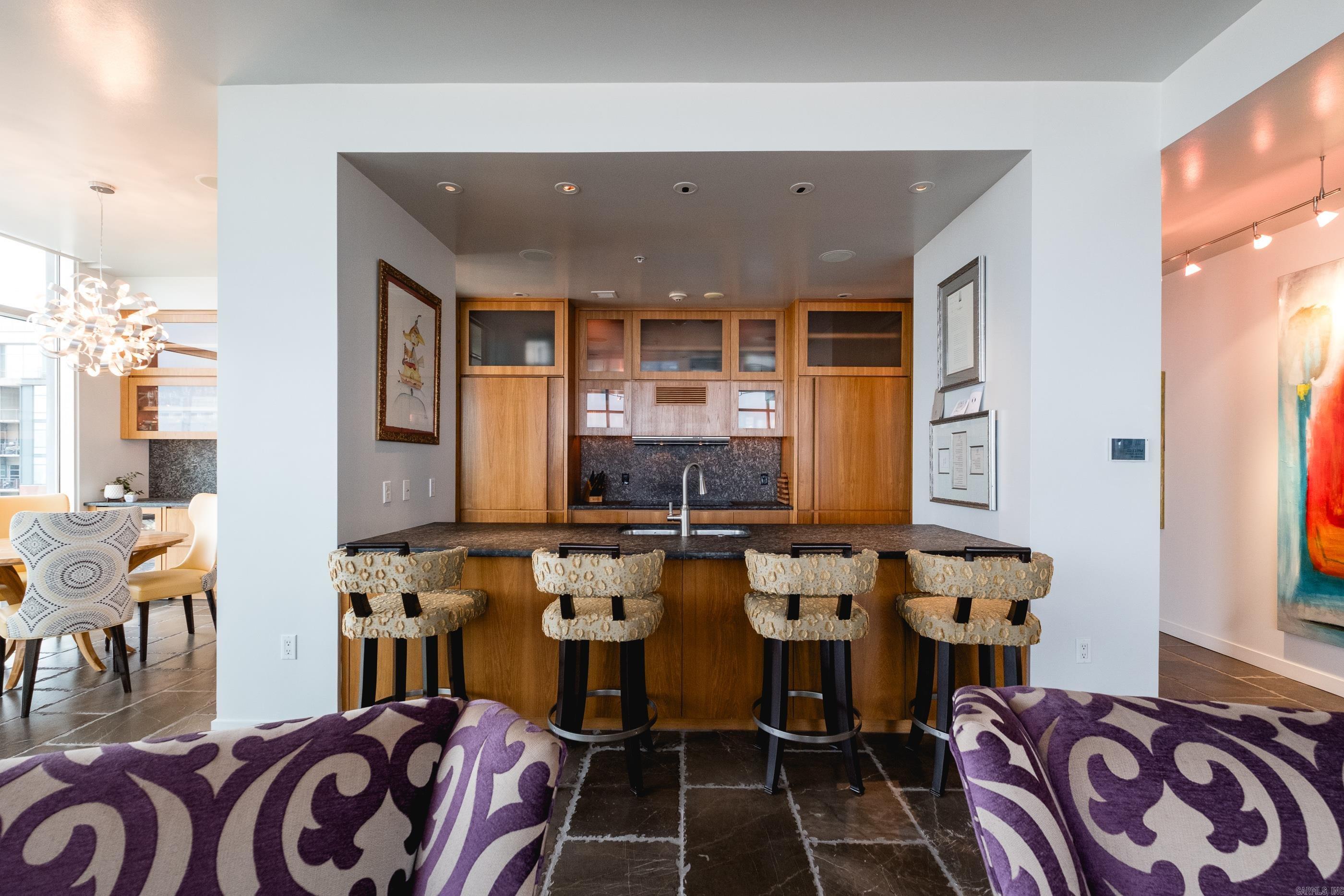 300 THIRD HPR - Residential