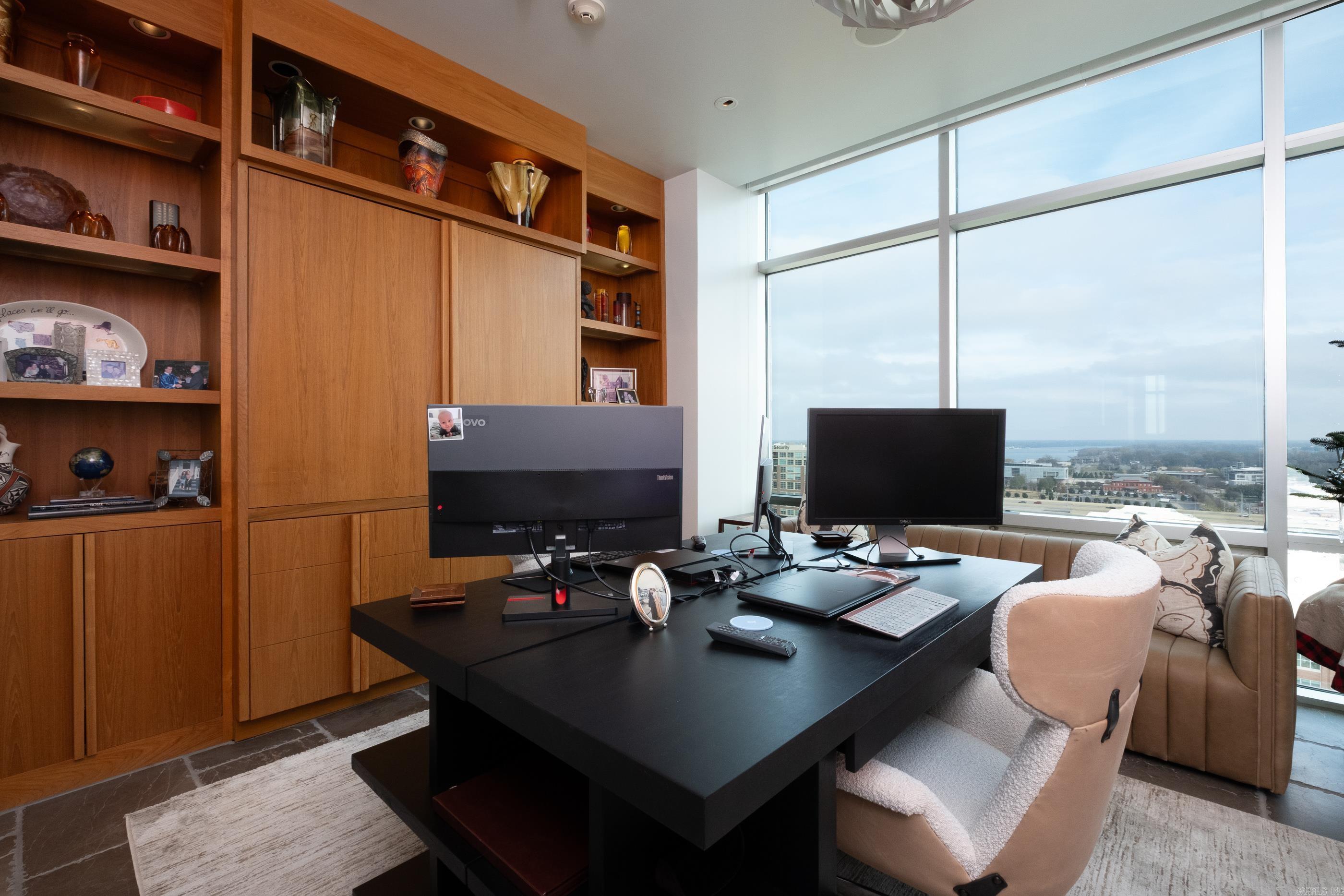 300 THIRD HPR - Residential