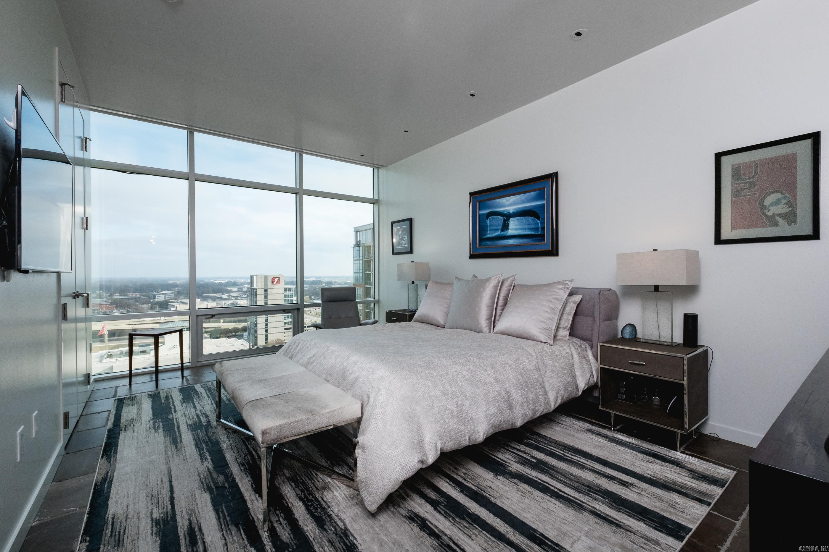 300 THIRD HPR - Residential