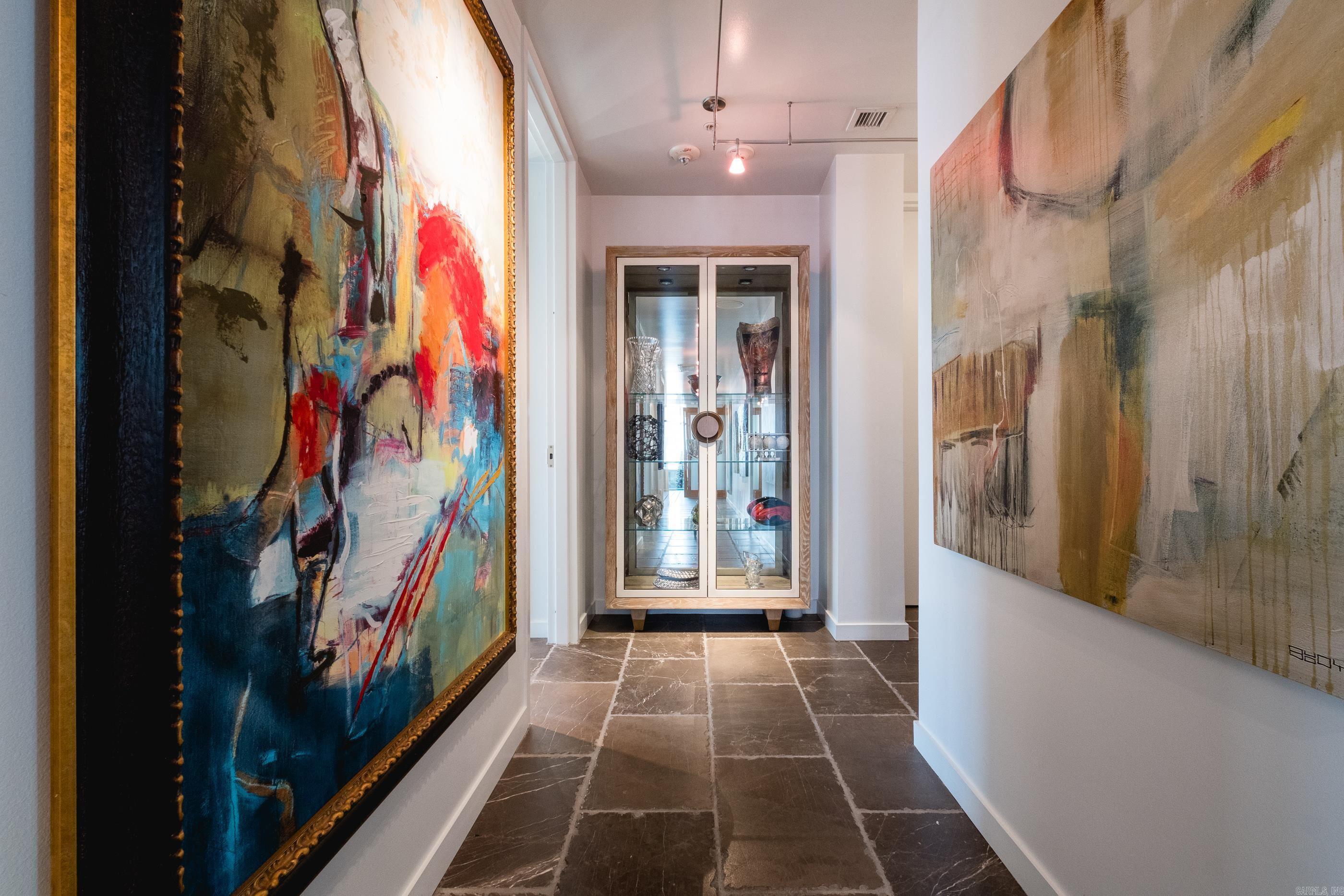 300 THIRD HPR - Residential